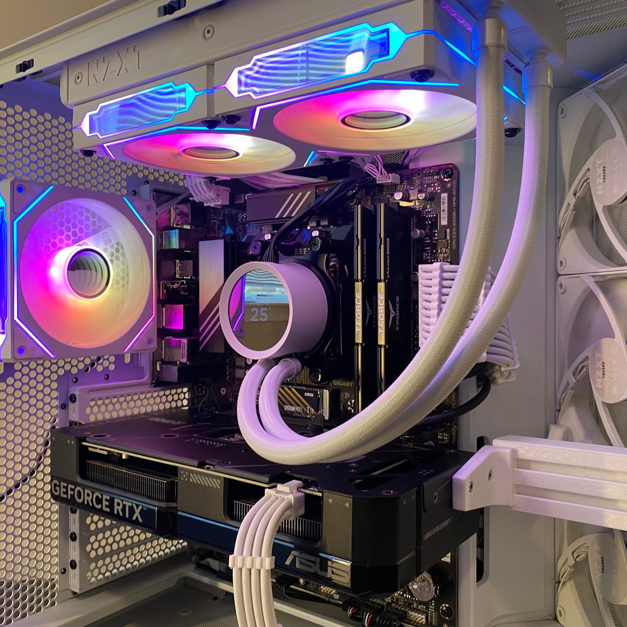 White NZXT Gaming PC | RTX 4070 12GB | Ryzen 5 7600X | 16GB DDR5 | 1TB NVMe | LCD AIO | RGB