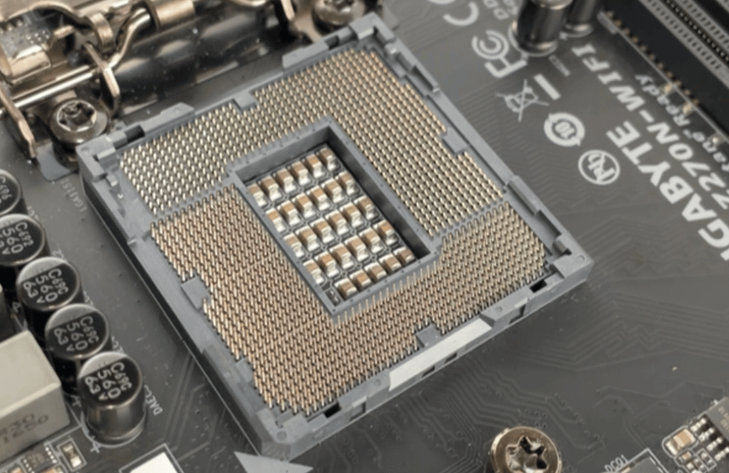 Gigabyte GA-Z270N-WIFI Mini-ITX Motherboard Bundle Intel I7 7700k CPU, DDR4 ram (2x8 GB), I/O SHIELD