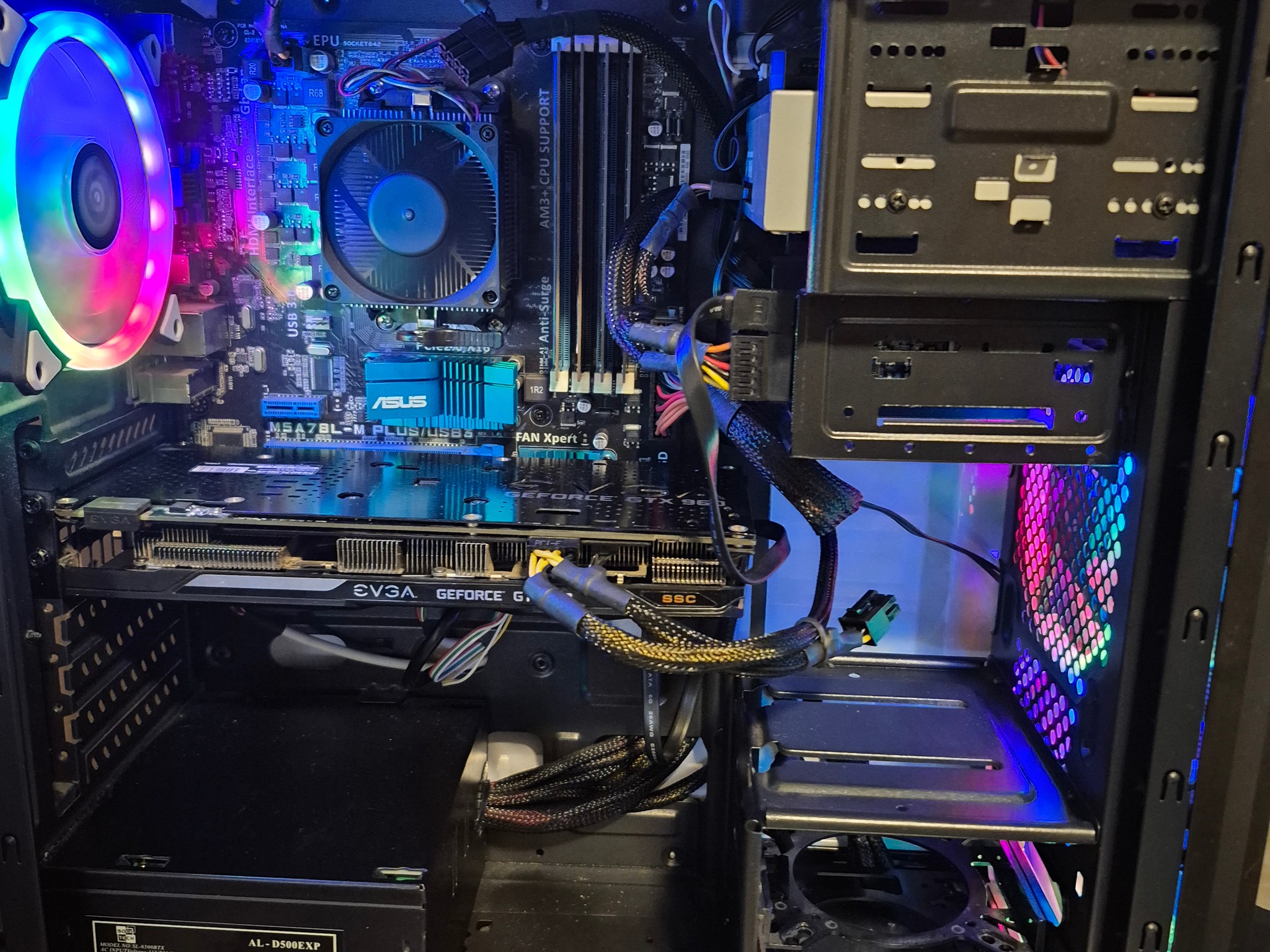 70 FPS Fortnite | AMD FX 6300, 16GB RAM, GTX 960 4GB, 512GB SSD, Win10