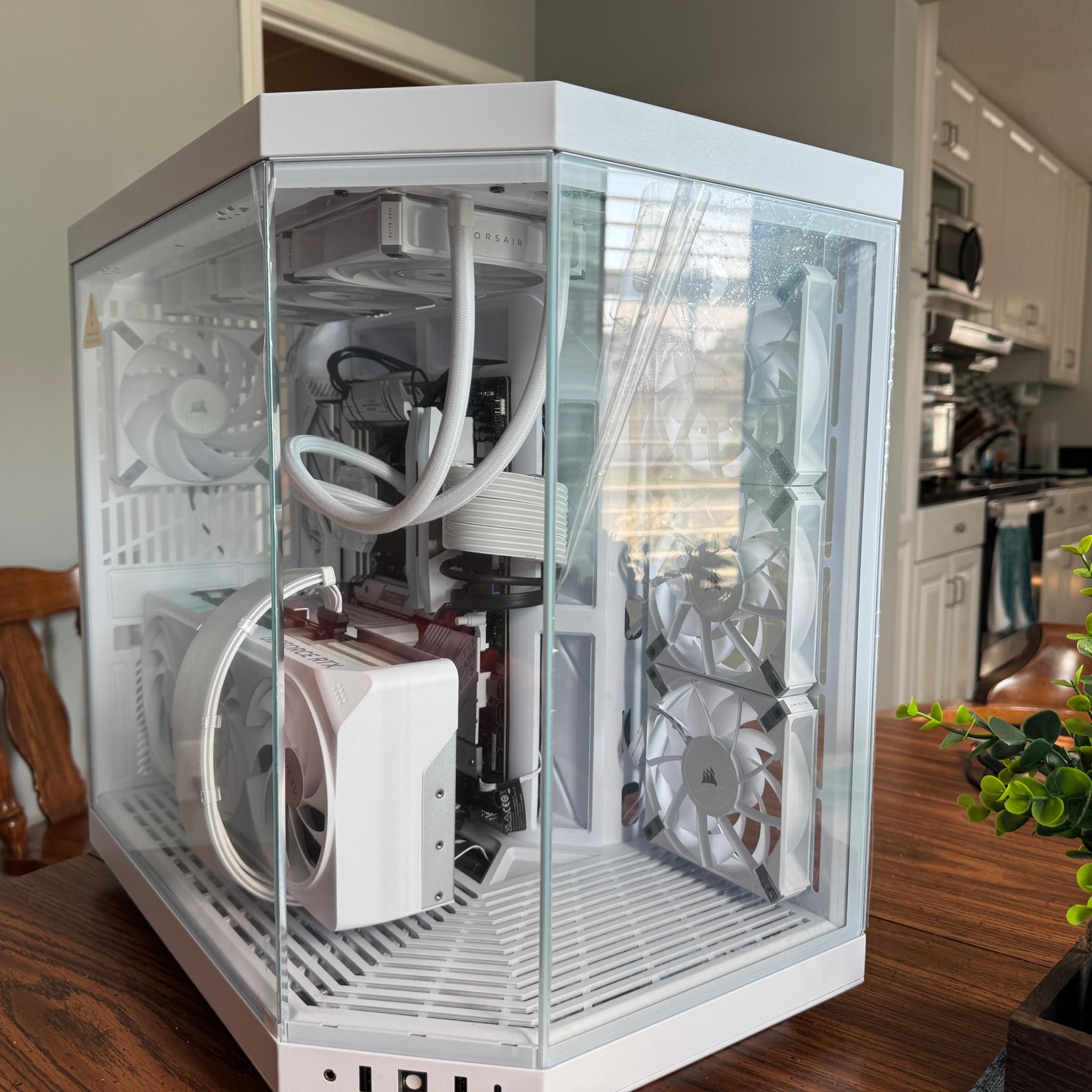 1440/4K Ultimate Whiteout Gaming PC | Nvidia RTX 4090 | Ryzen 7 7800x3d