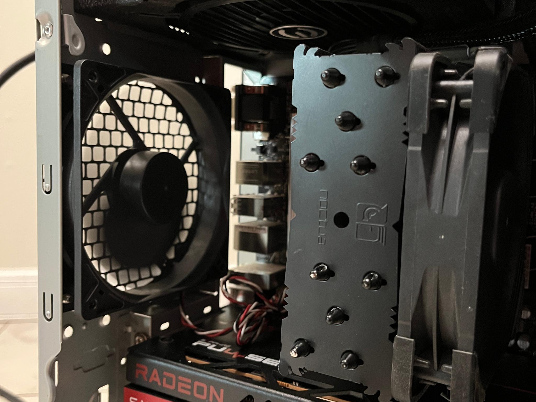 AMD RX 7800 XT 16GB, AMD Ryzen 5 7600x, 16GB RAM, 1TB SSD - High FPS Sleeper Gaming PC w/ Wi-Fi & BT