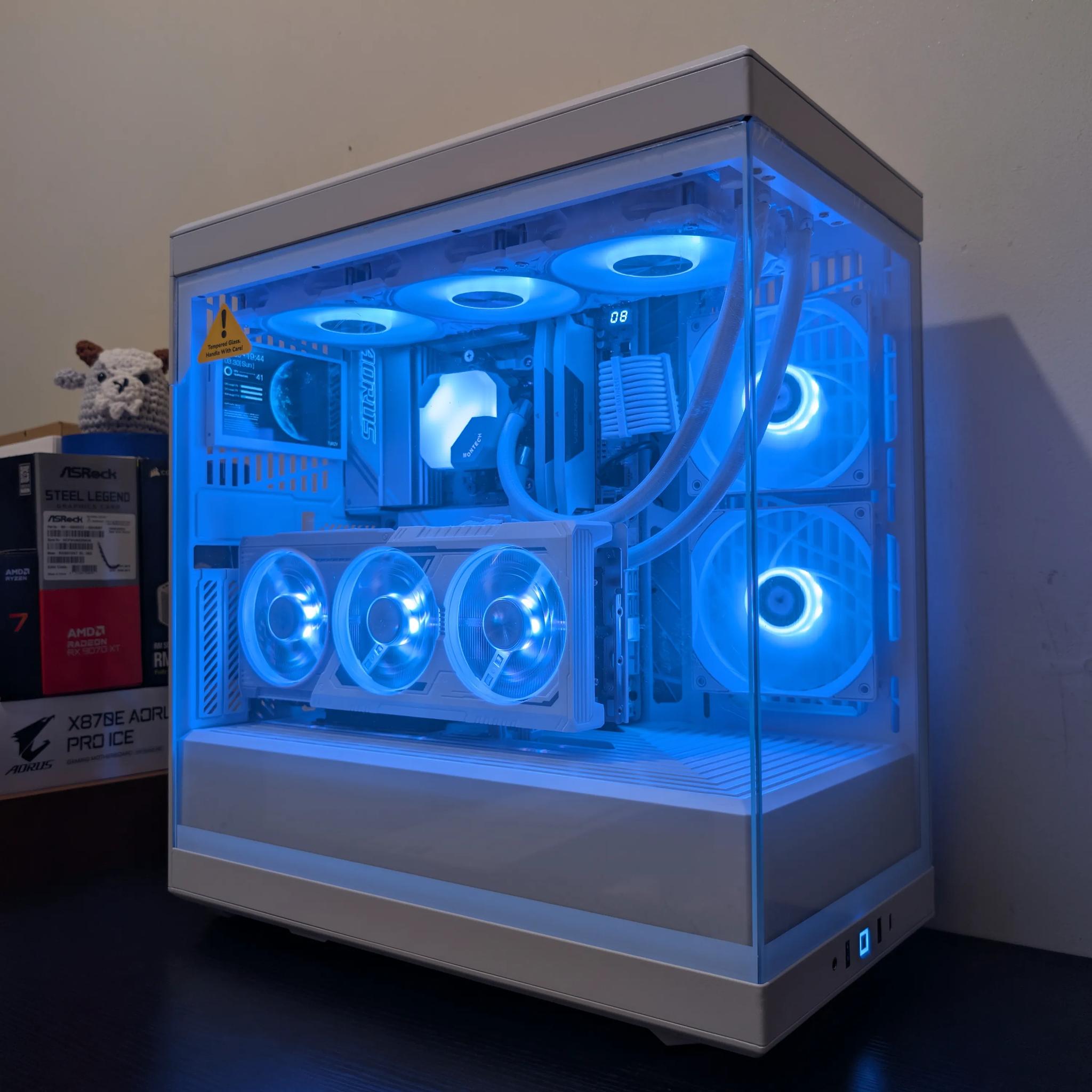 🐻‍❄️ 4K Gaming Beast | RX 9070XT | Ryzen 7 9700X | 2TB SSD | 32GB RAM | WiFi 6 & Bluetooth 🐻‍❄️