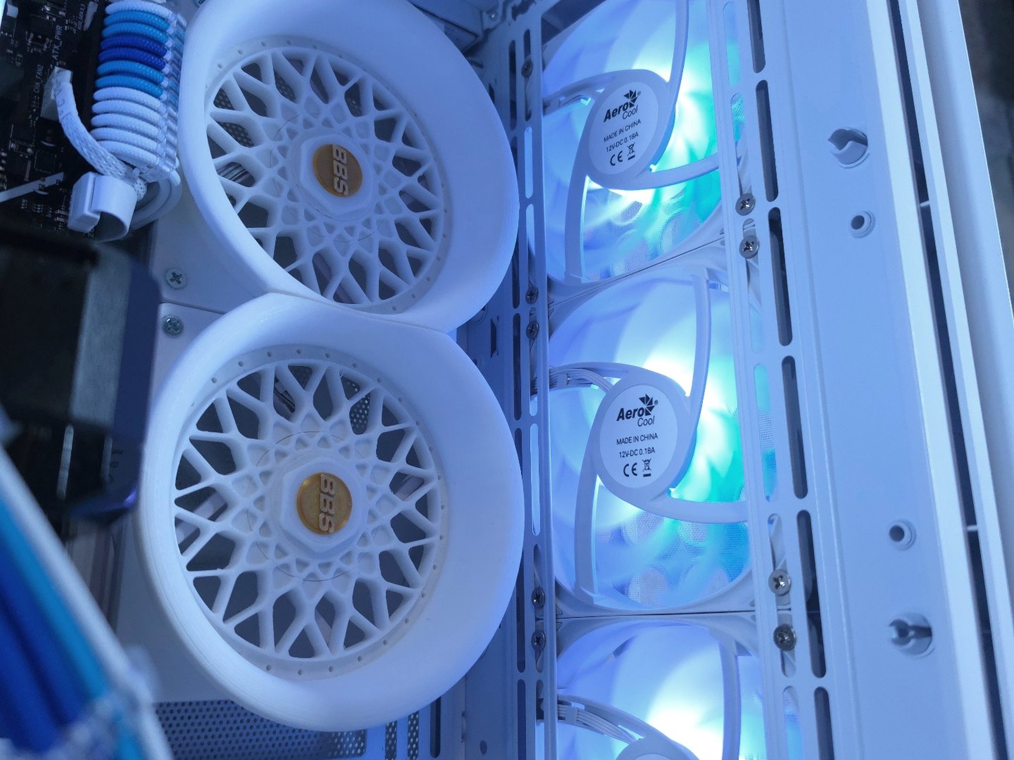 ASUS RTX 4070 💙 Core i7 14700F