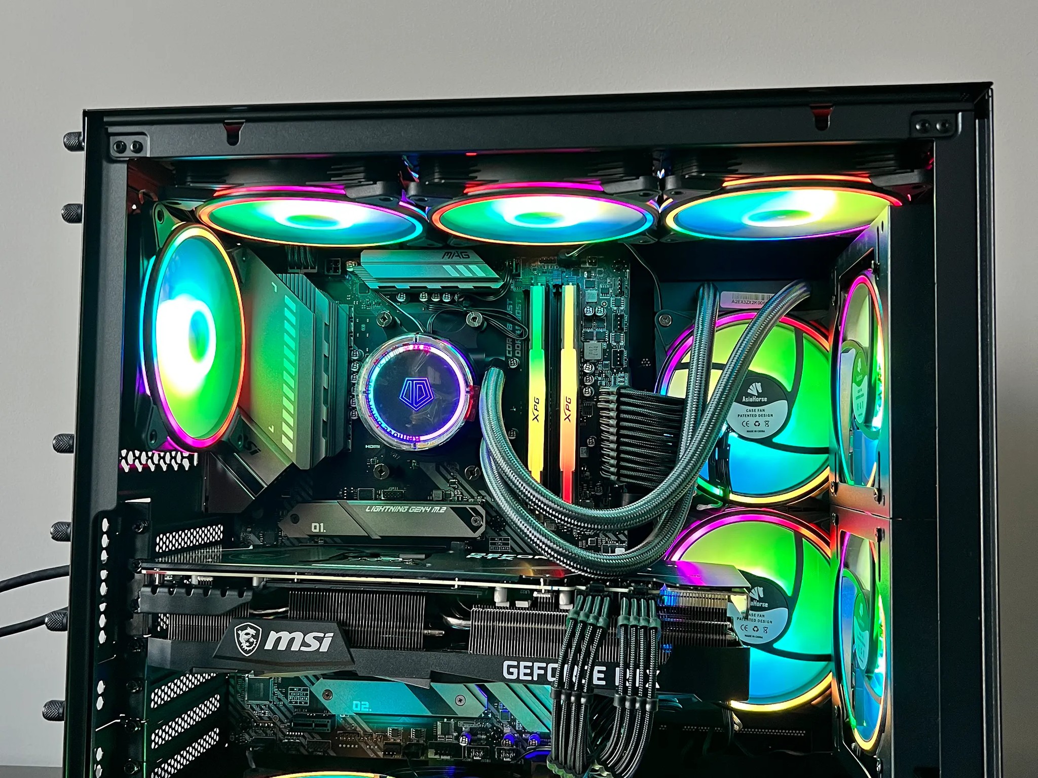 Ryzen 7 5800X3D | RTX 3080 | Pro Gamer