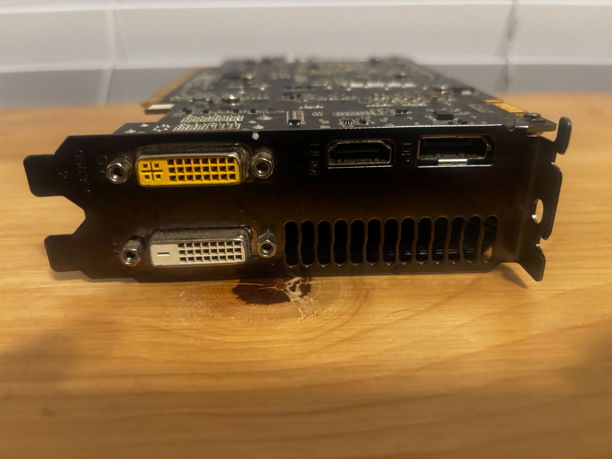 GTX 1060 3GB and GTX 950 2GB