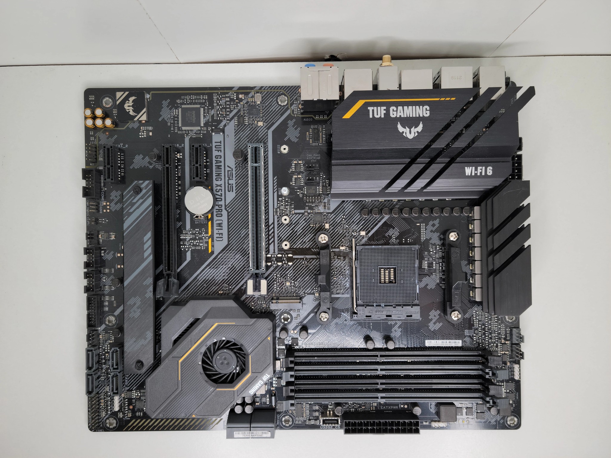 ASUS TUF Gaming X570-Pro (WiFi) (READ DESCRIPTION)