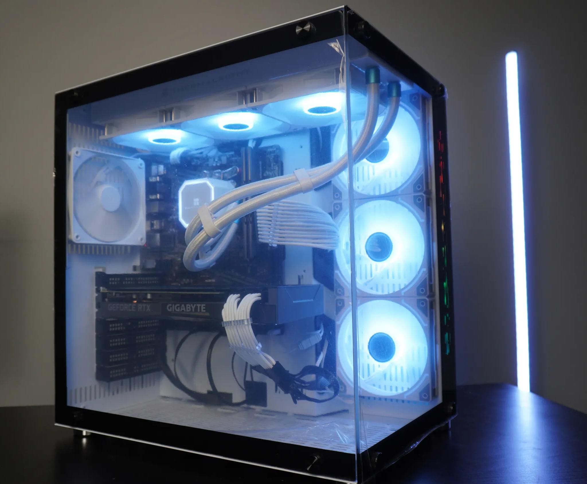 🤍ARCTIC TUNDRA🖤 1080p/1440p 💚 RTX 3070 8GB 🧡 Ryzen 5 5600 | 32GB DDR4 | 1TB NVME | WIFI