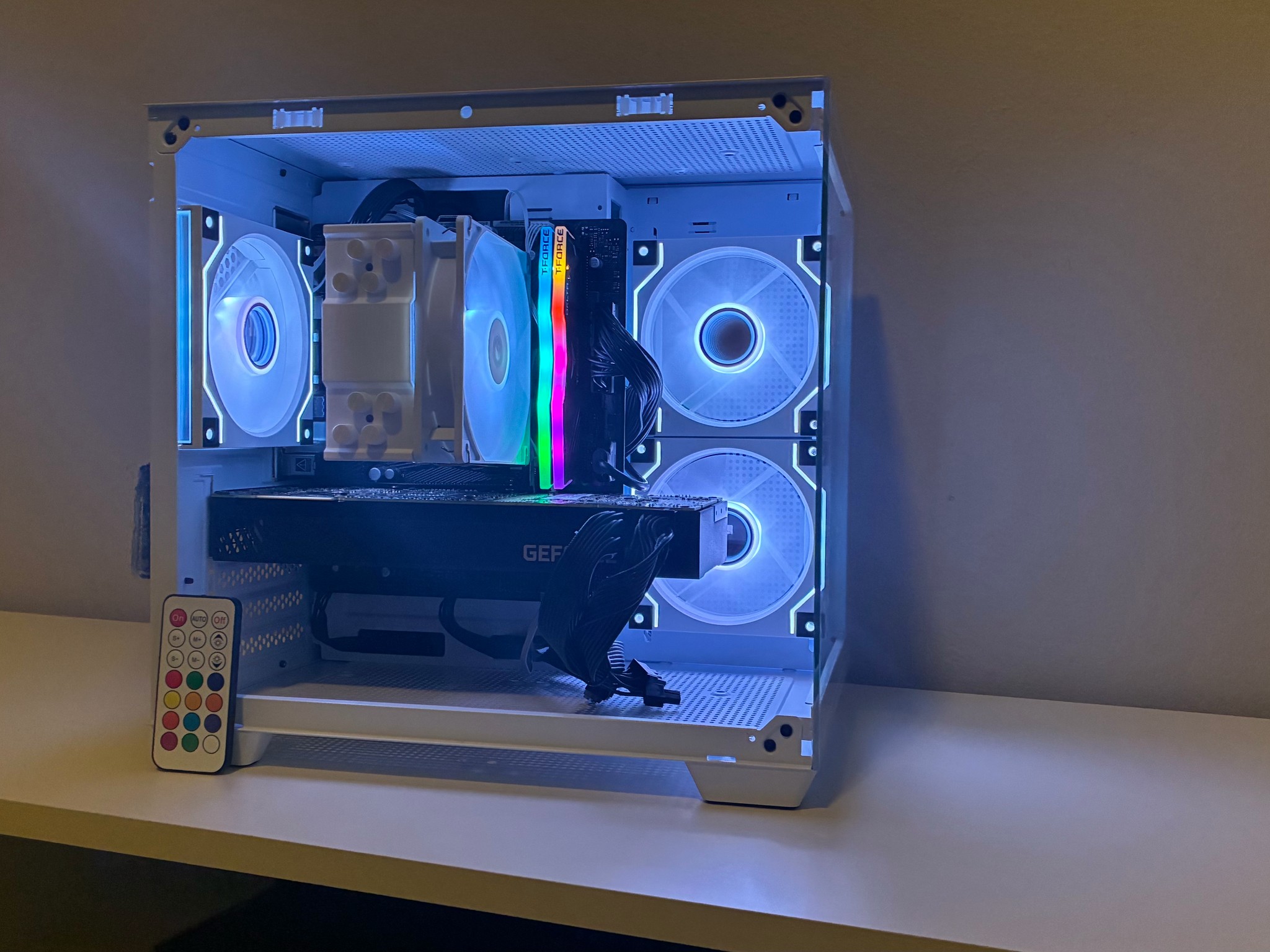 RTX 2080 Super | Ryzen 5 5500 | 16GB DDR4 3000 MHZ | 512GB M.2 SSD | 650 W| Gaming PC🔥
