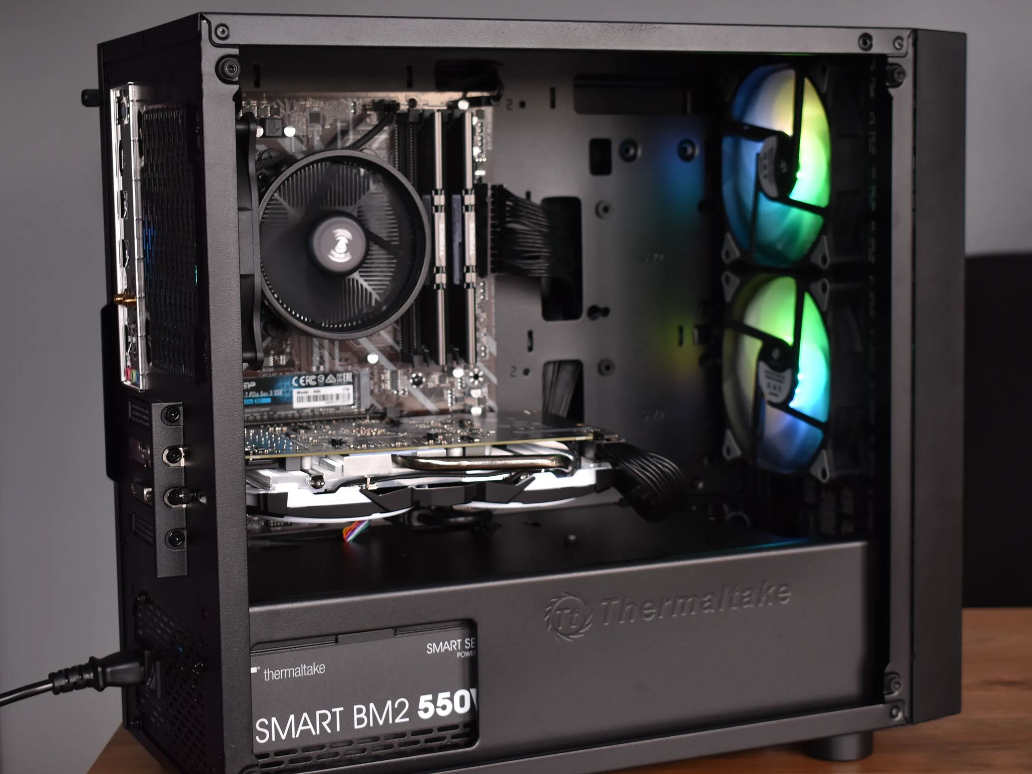 Ryzen 3 4100 / RX 570 8GB Starter Gaming PC