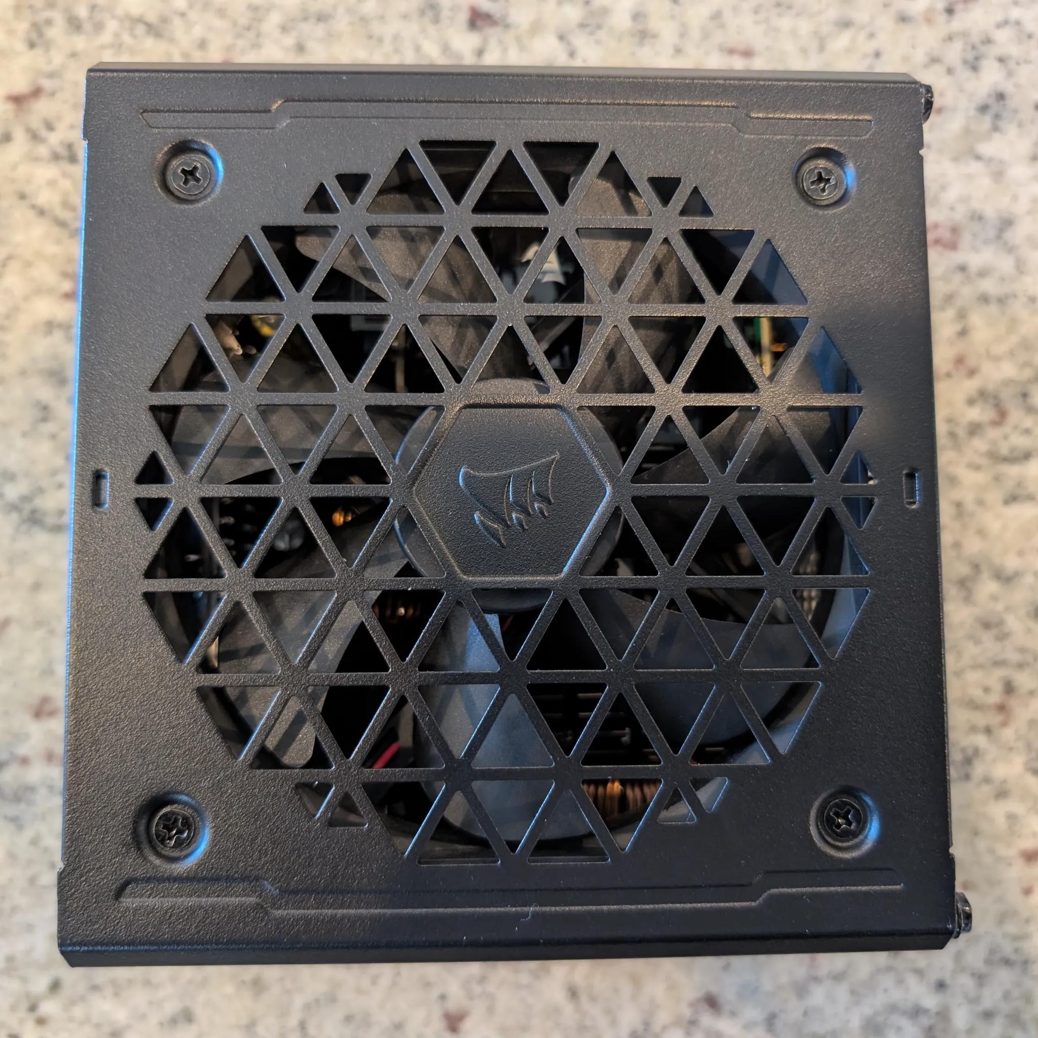 Corsair CS750 Fully-Modular PSU 80+ GOLD