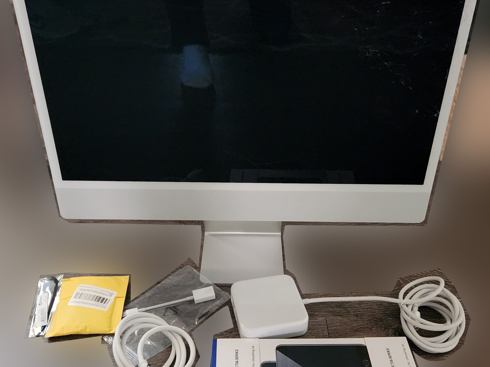 iMac 24" desktop computer damaged screen