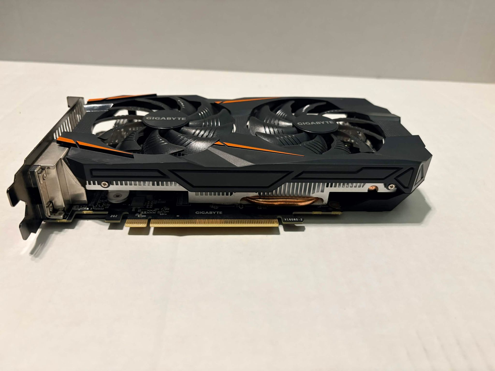 GIGABYTE GeForce GTX 1060 WINDFORCE OC 3G