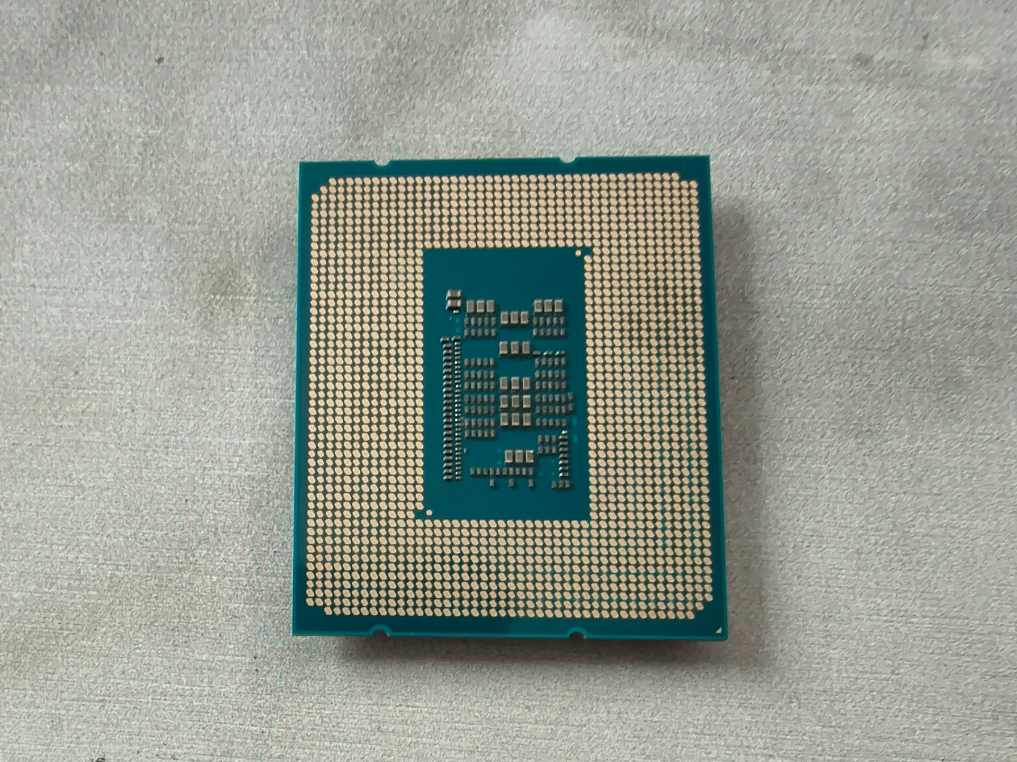 Intel Core i3-13100
