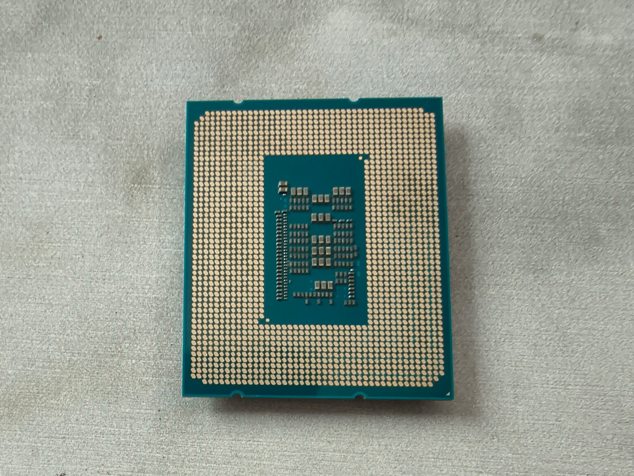 Intel Core i3-13100