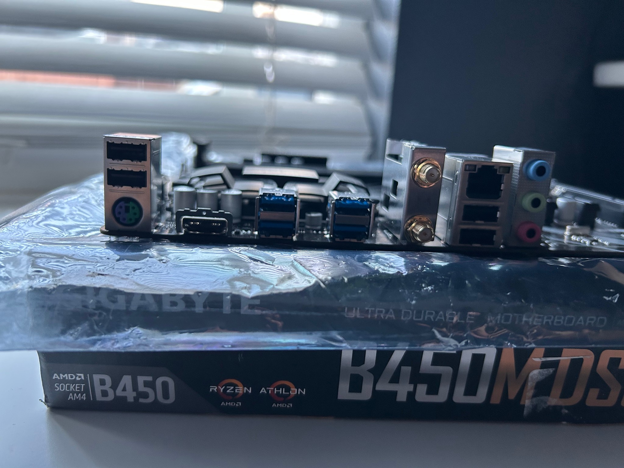 Gigabyte B450M DS3H WIFI