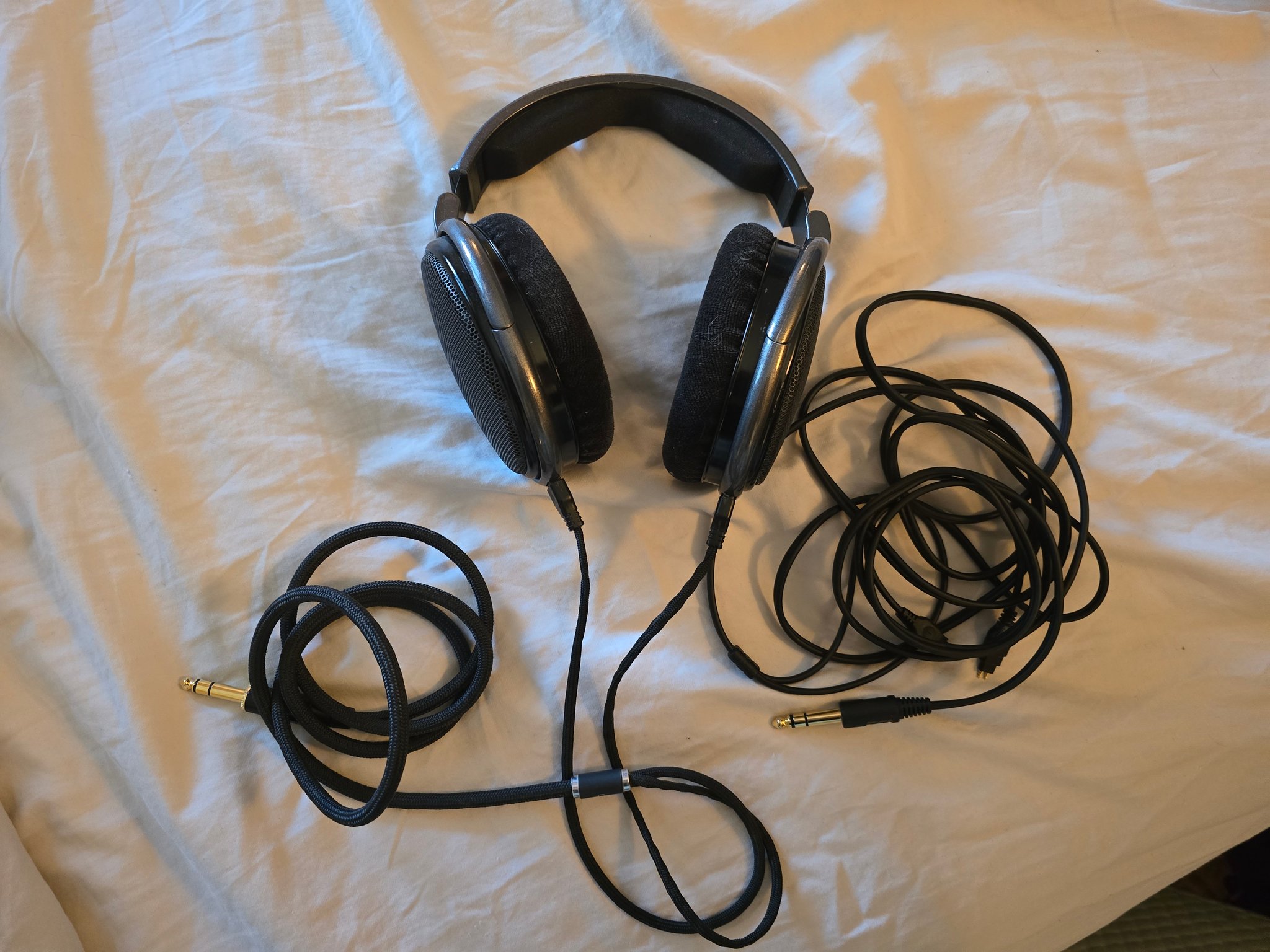 Sennheiser HD 650 Hi-fi Open-Back Headphones
