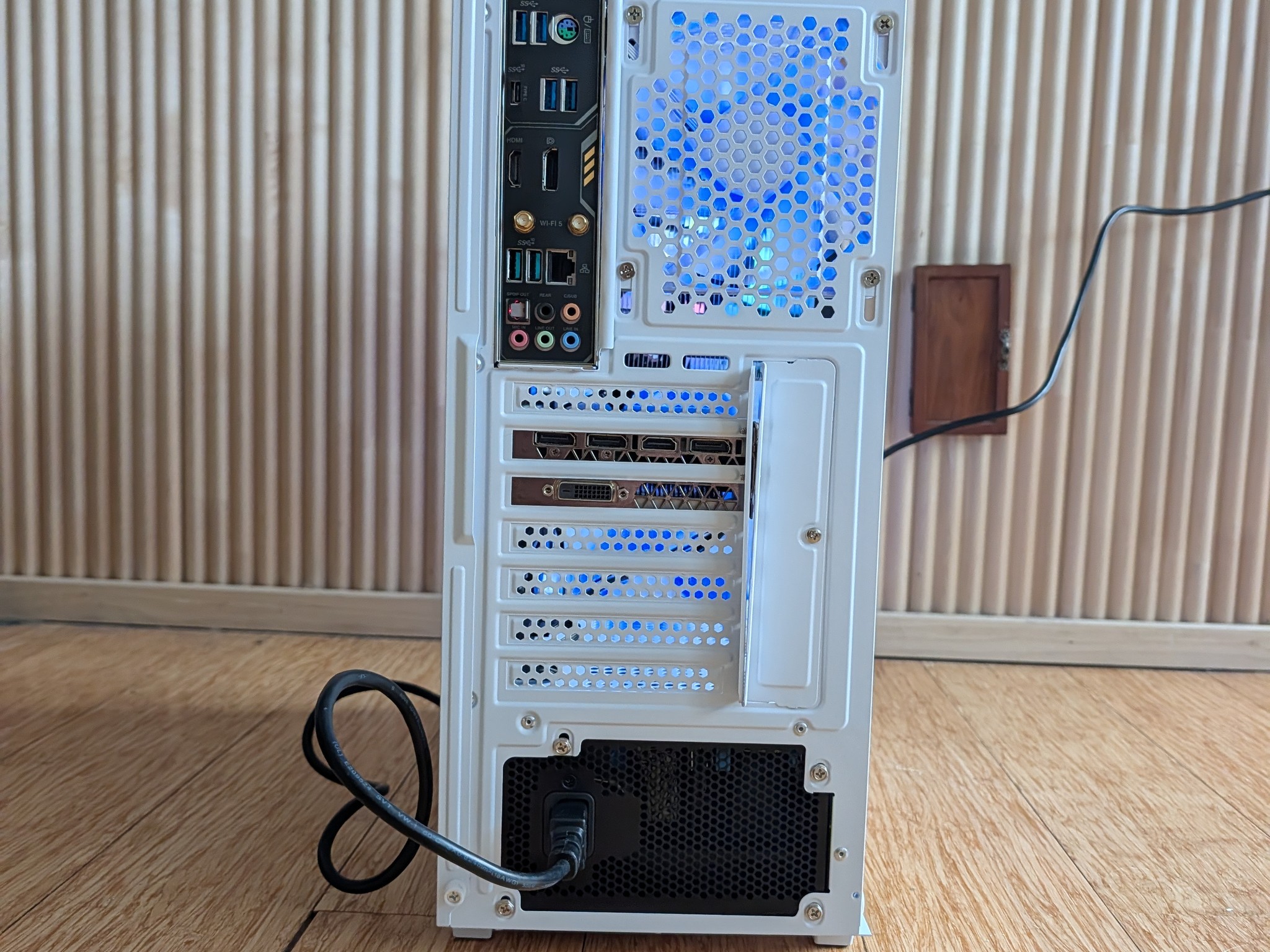 Custom gaming PC | GTX 1080 | R5 5500 | 32GB | 256GB NVME |