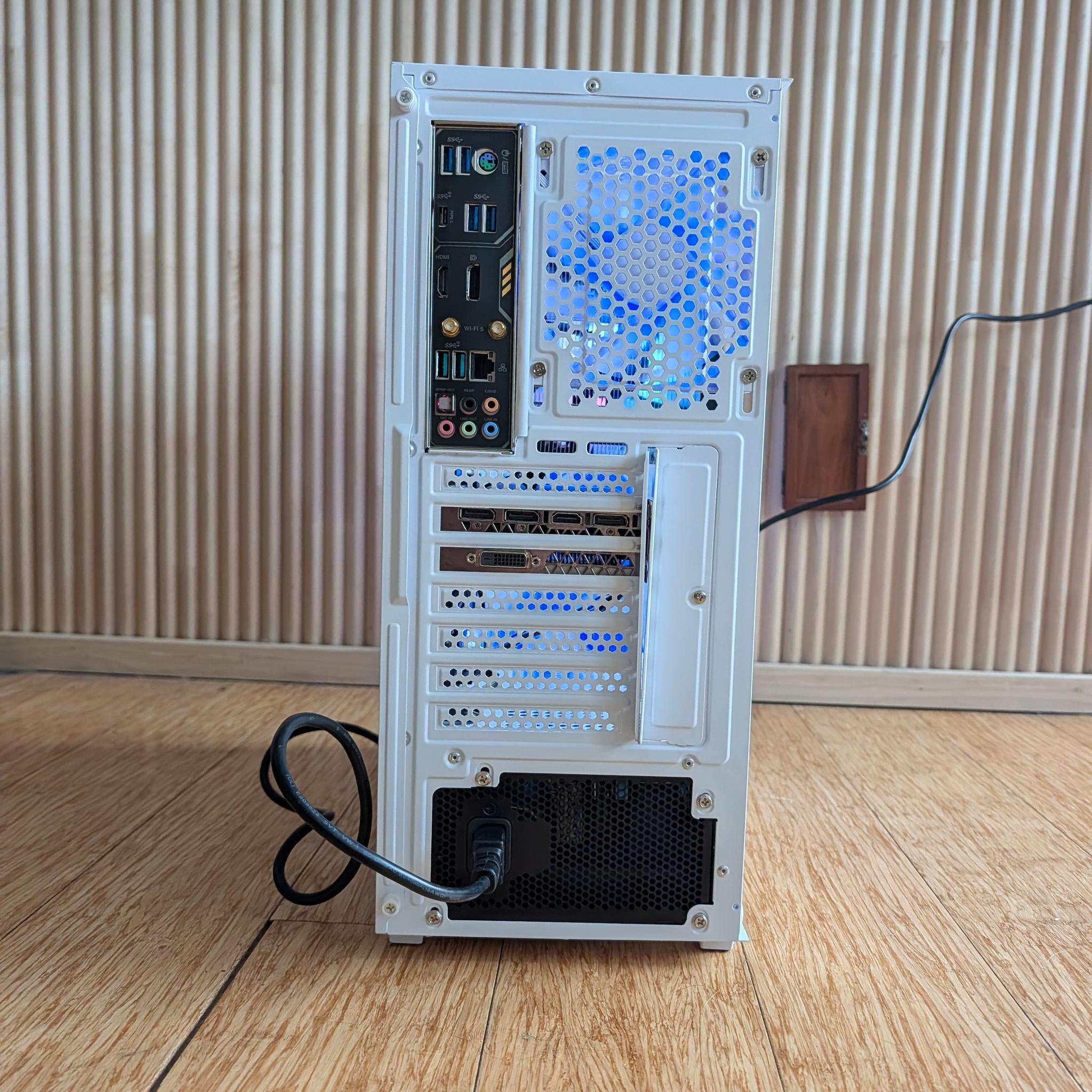 Custom gaming PC | GTX 1080 | R5 5500 | 32GB | 256GB NVME |