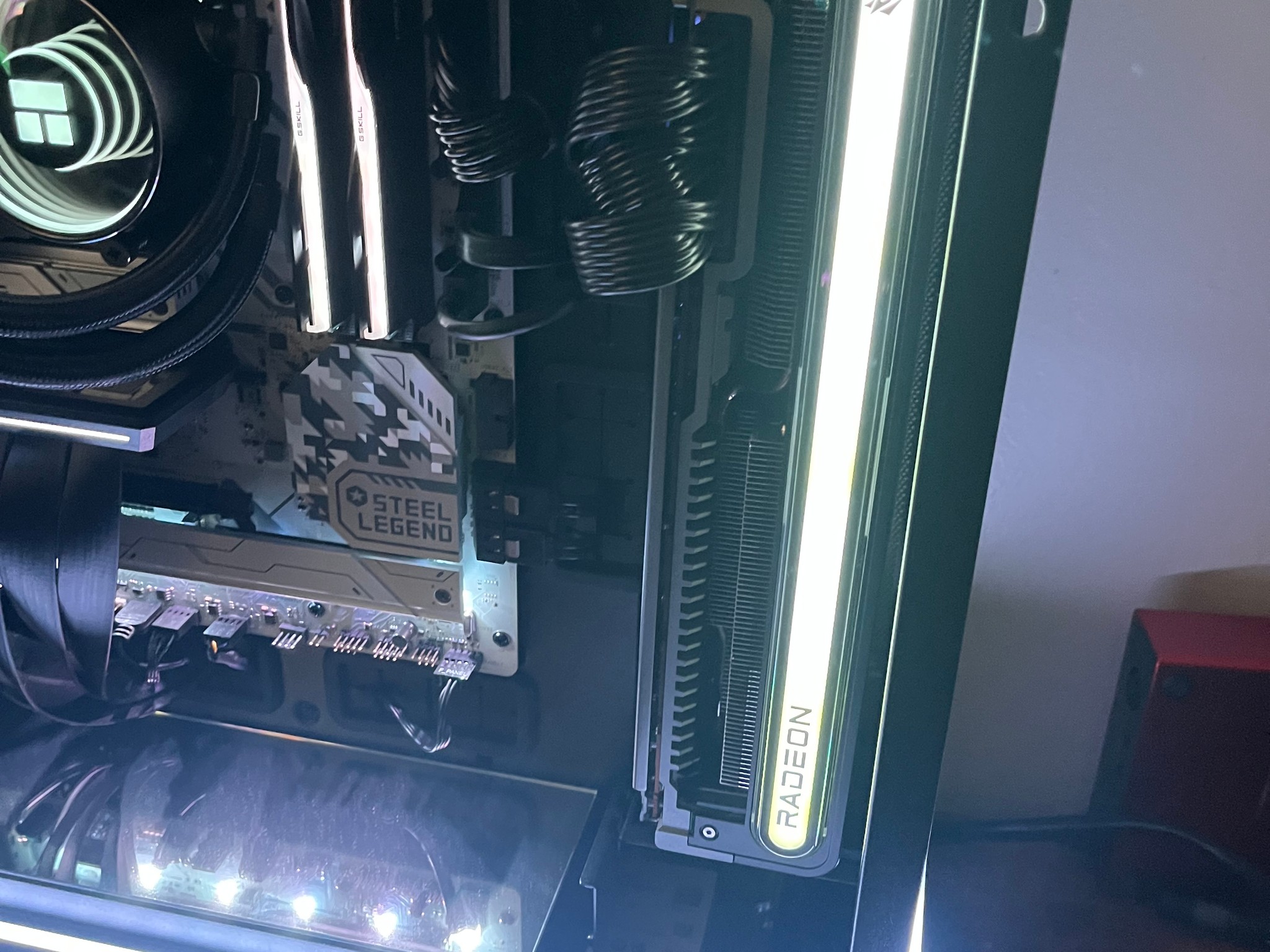 SAPPHIRE NITRO+ Radeon RX 7900 XTX