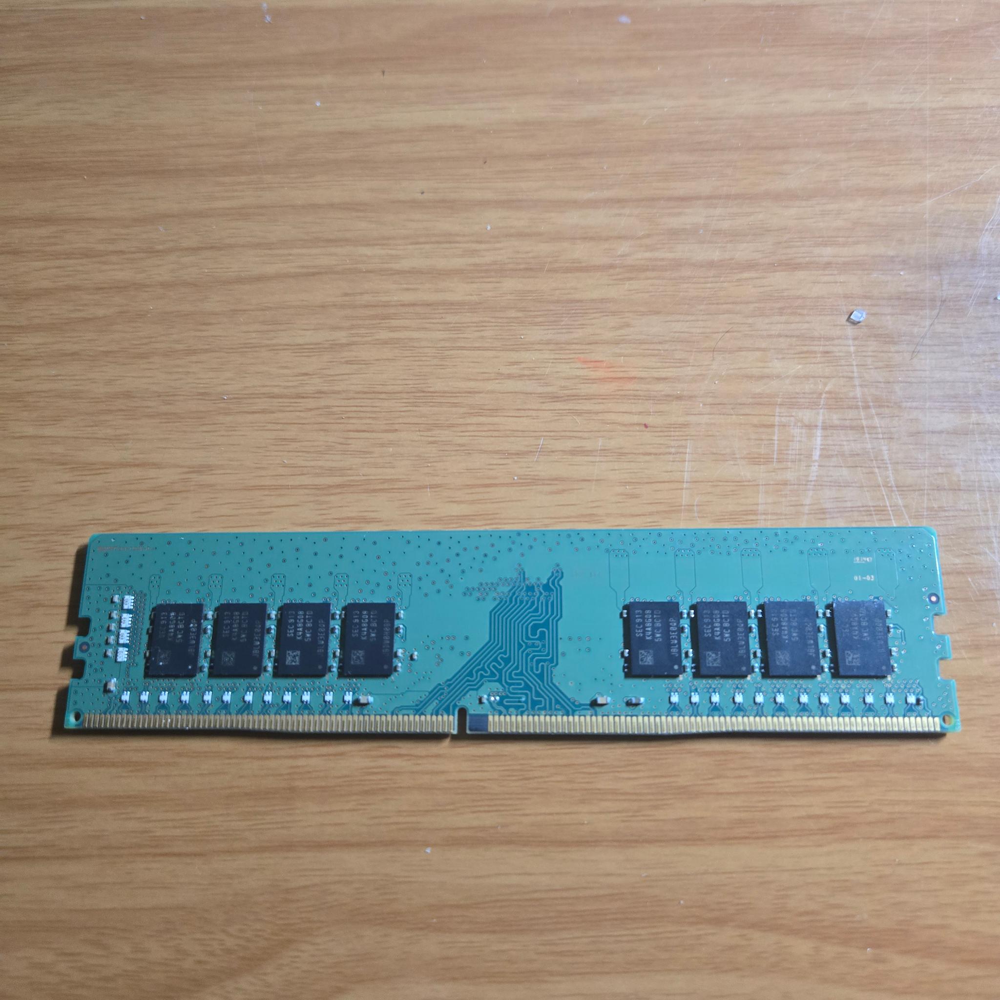 Samsung 32gb of RAM 16gb 2666mhz stick and 16gb (8x2) 2333mhz