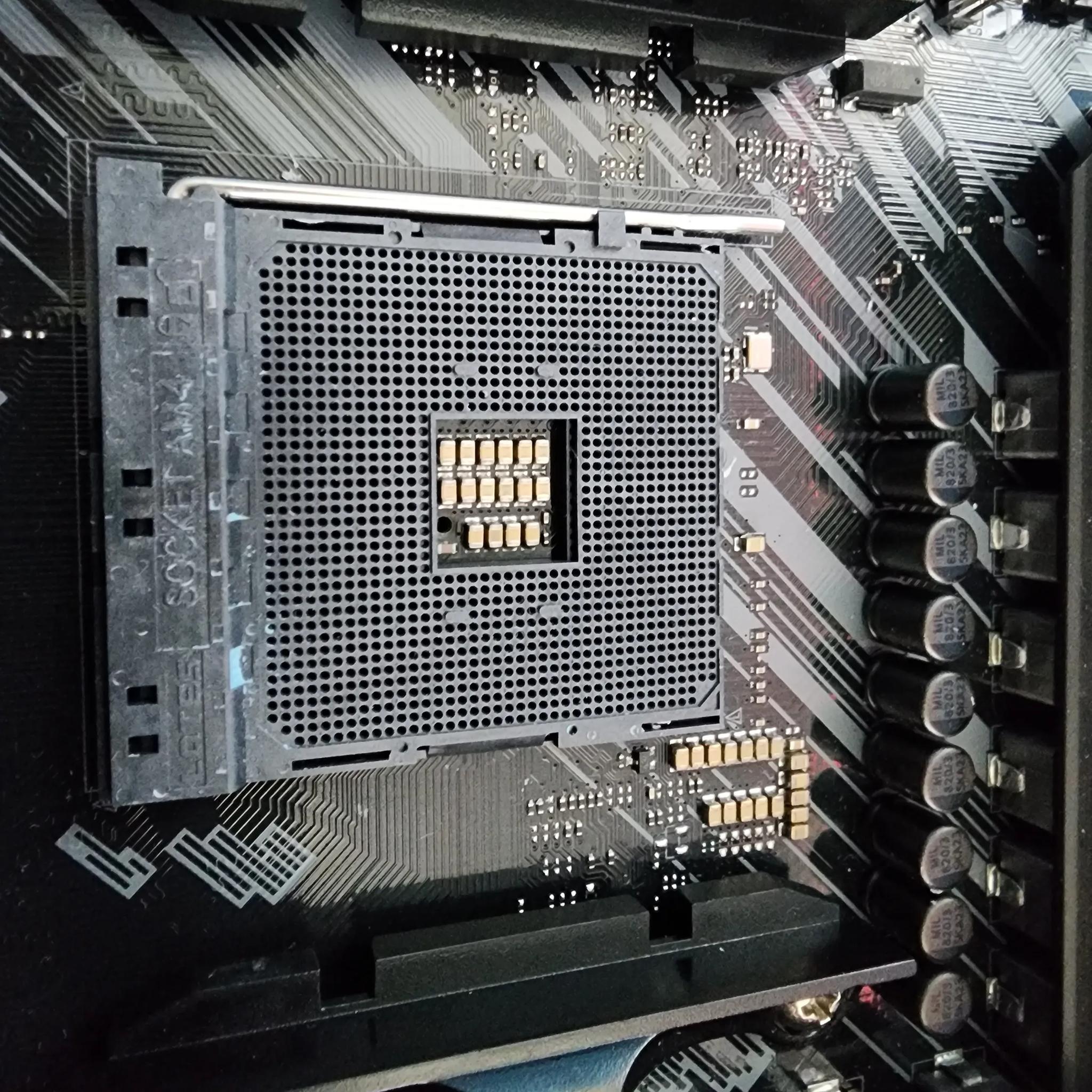 Asus Tuf B550 W/32GB DDR4 ram