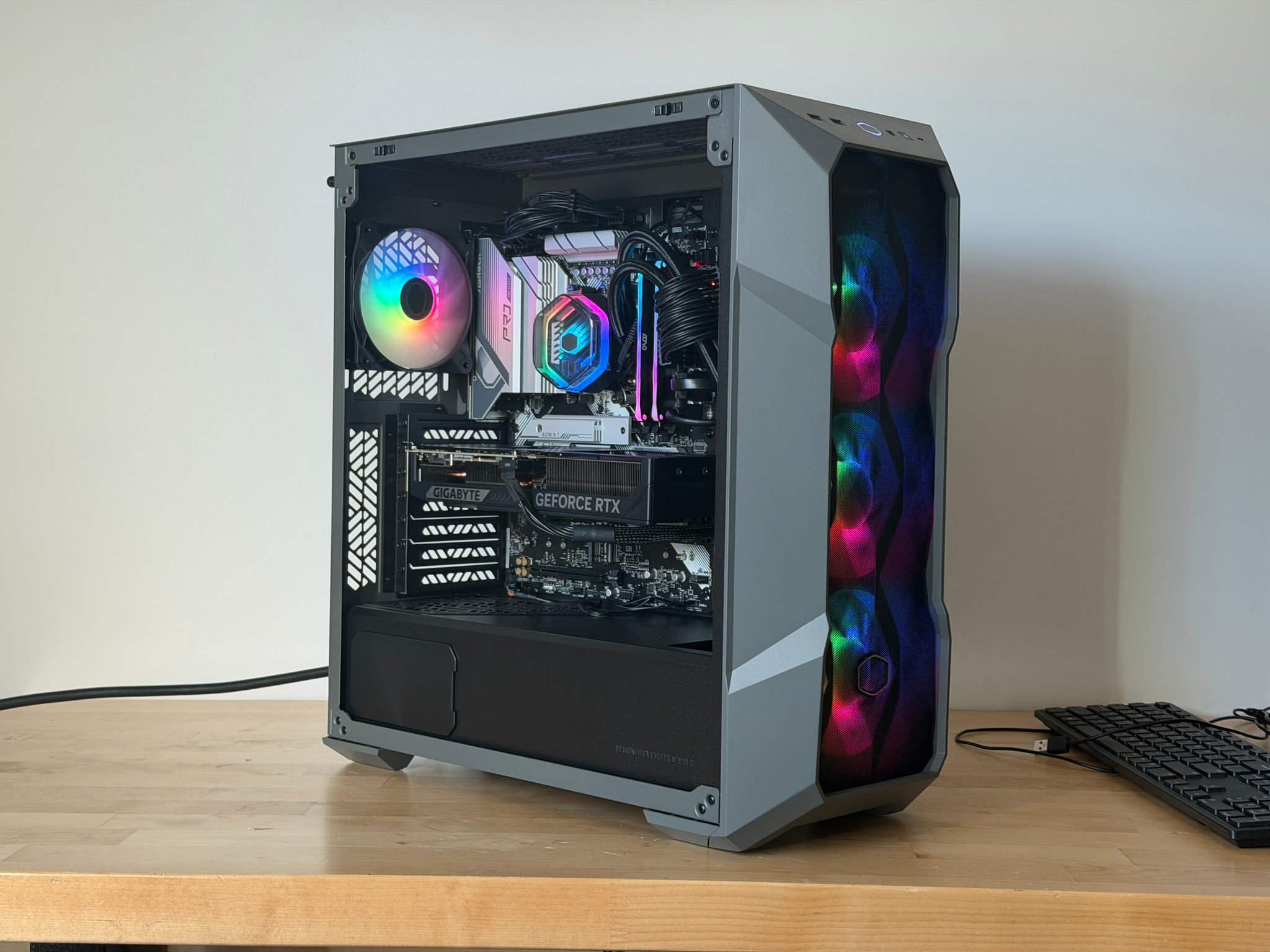 RTX 5070 Ryzen 5 7600x Gaming PC