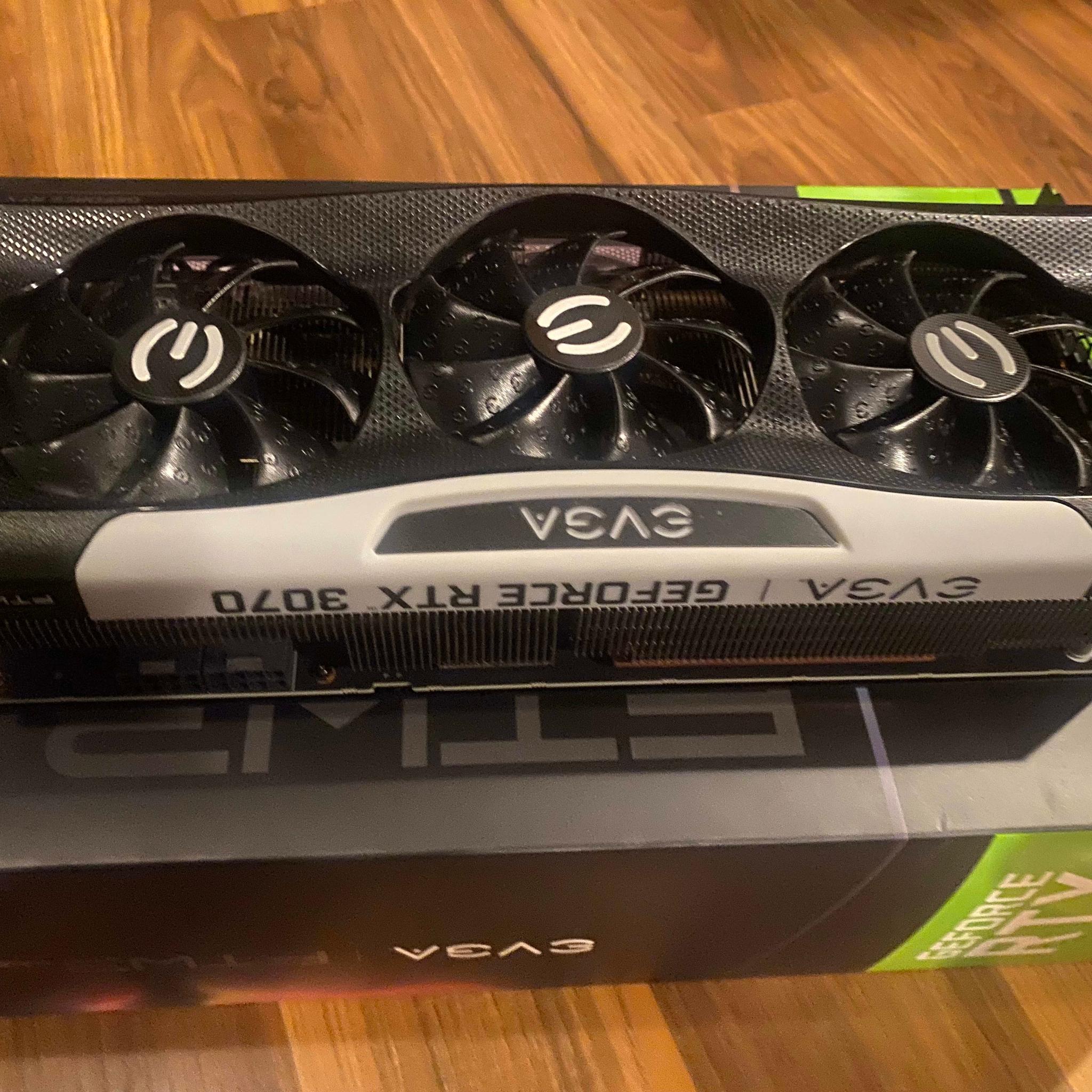 EVGA GeForce RTX 3070 FTW3 ULTRA GAMING (08G-P5-3767-KR)