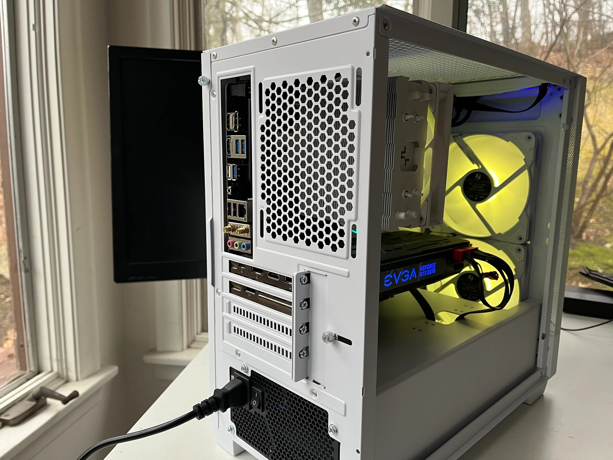 RTX 2070 / Ryzen 7 | 32 GB Ram | WIFI | 1TB HDD + SSD | Windows 10 Activated
