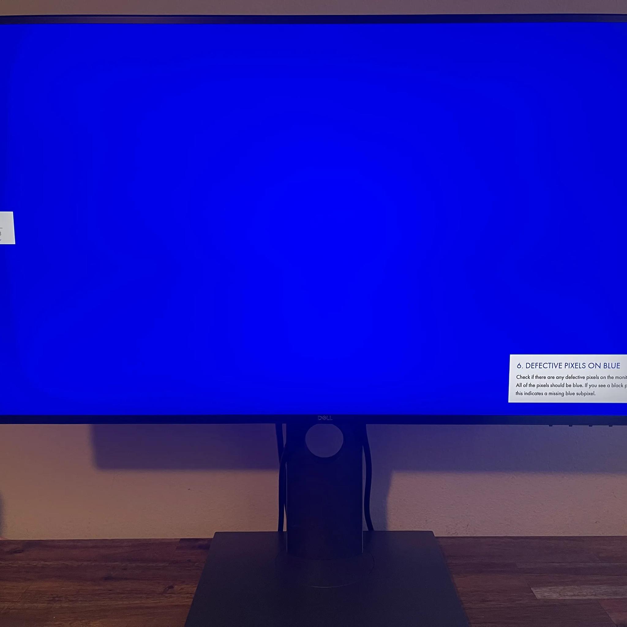 Dell U2720QM 27" UltraSharp 4K Monitor
