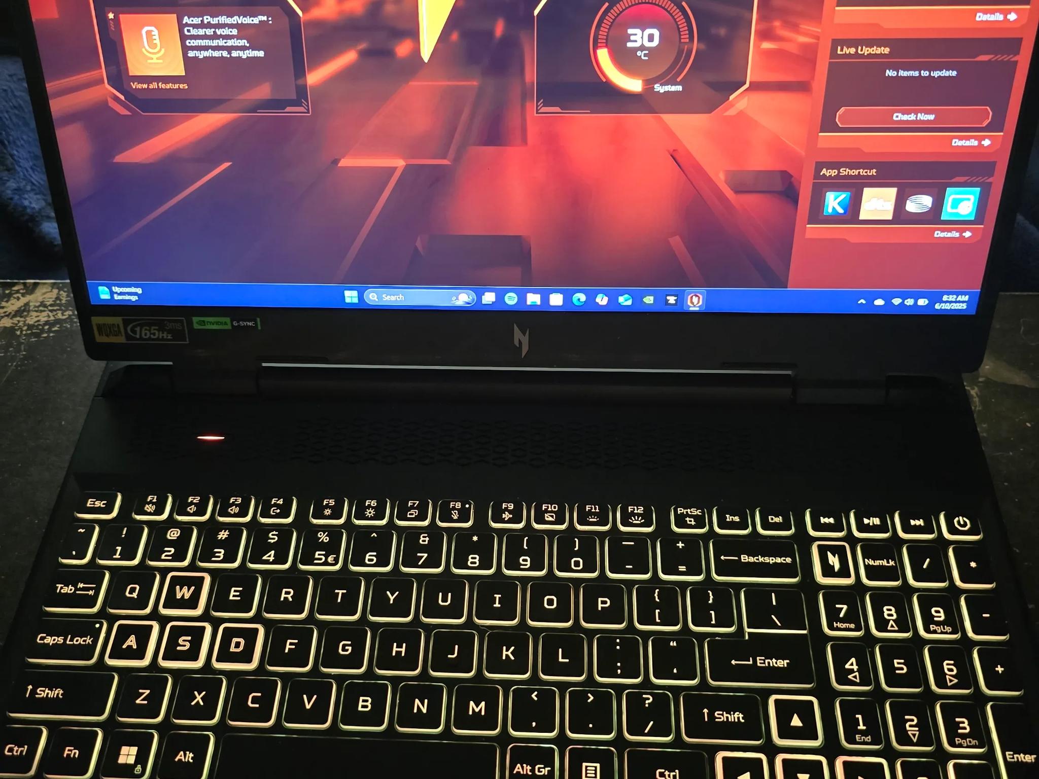 ACER NITRO 16 AMD RYZEN 9 7940HS, NVIDIA 4070 LAPTOP 8 GB RAM, SCREEN HAS SOME BAD PIXELS