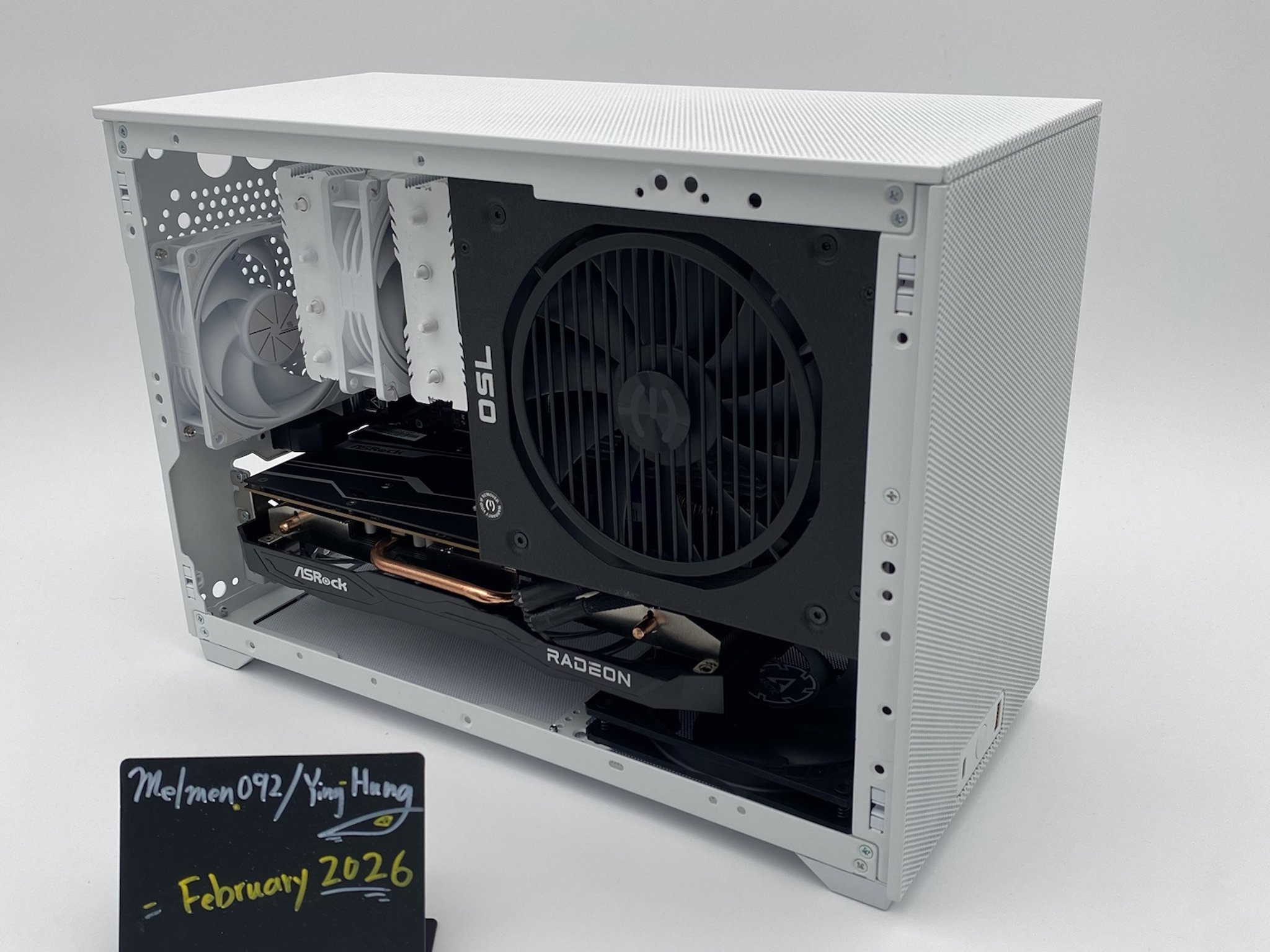 "Light Core" | i5-12400F | 6600XT | Crucial DDR4 16GB | Crucial 1TB Storage
