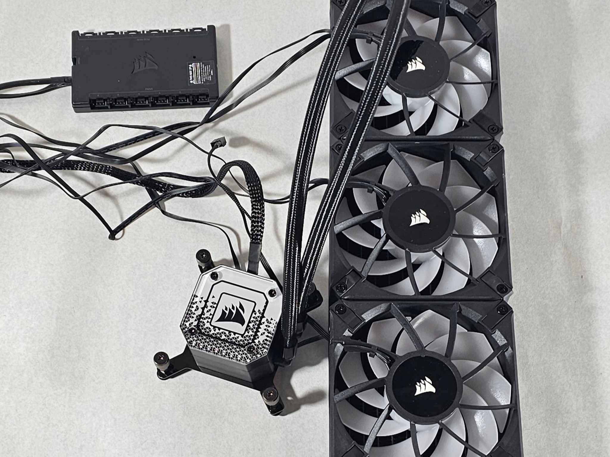 360mm Corsair AIO RGB CPU Liquid Cooler for Intel LGA1700