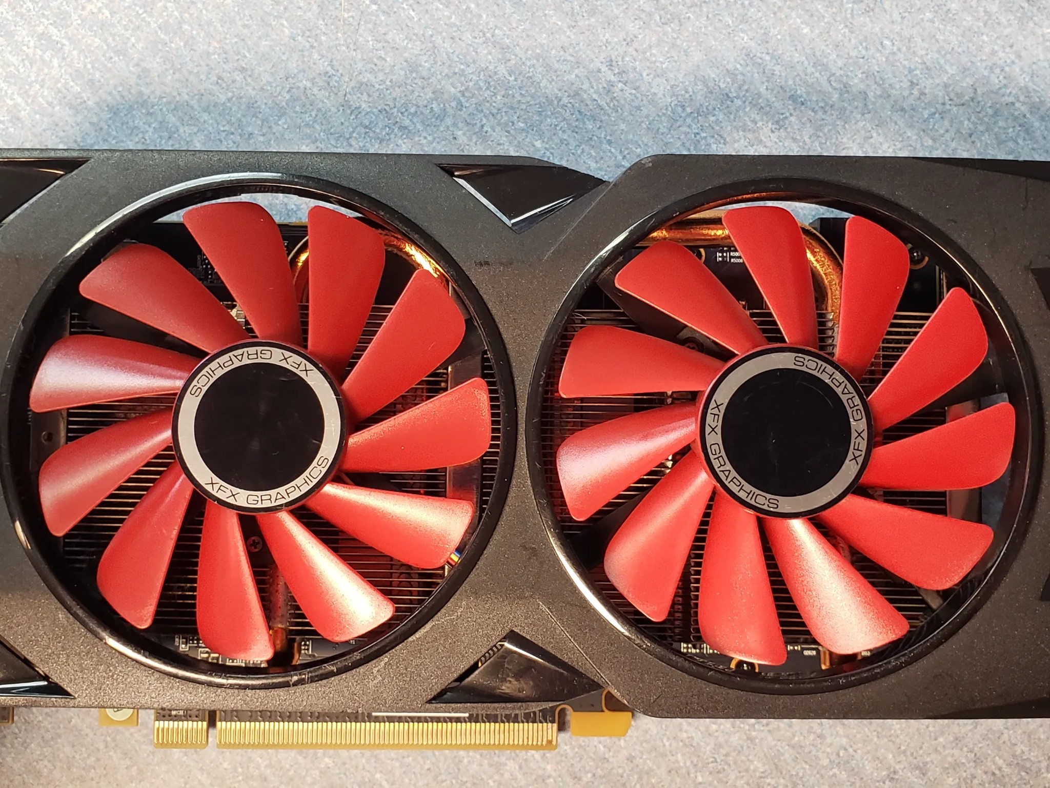XFX RX 570 8gb model RS XXX Edition