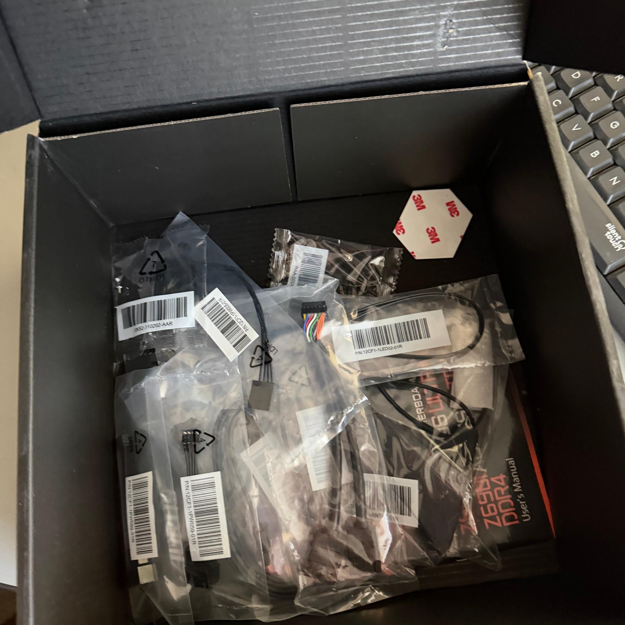 Gigabyte Aorus Z690I Aorus Ultra Lite DDR4