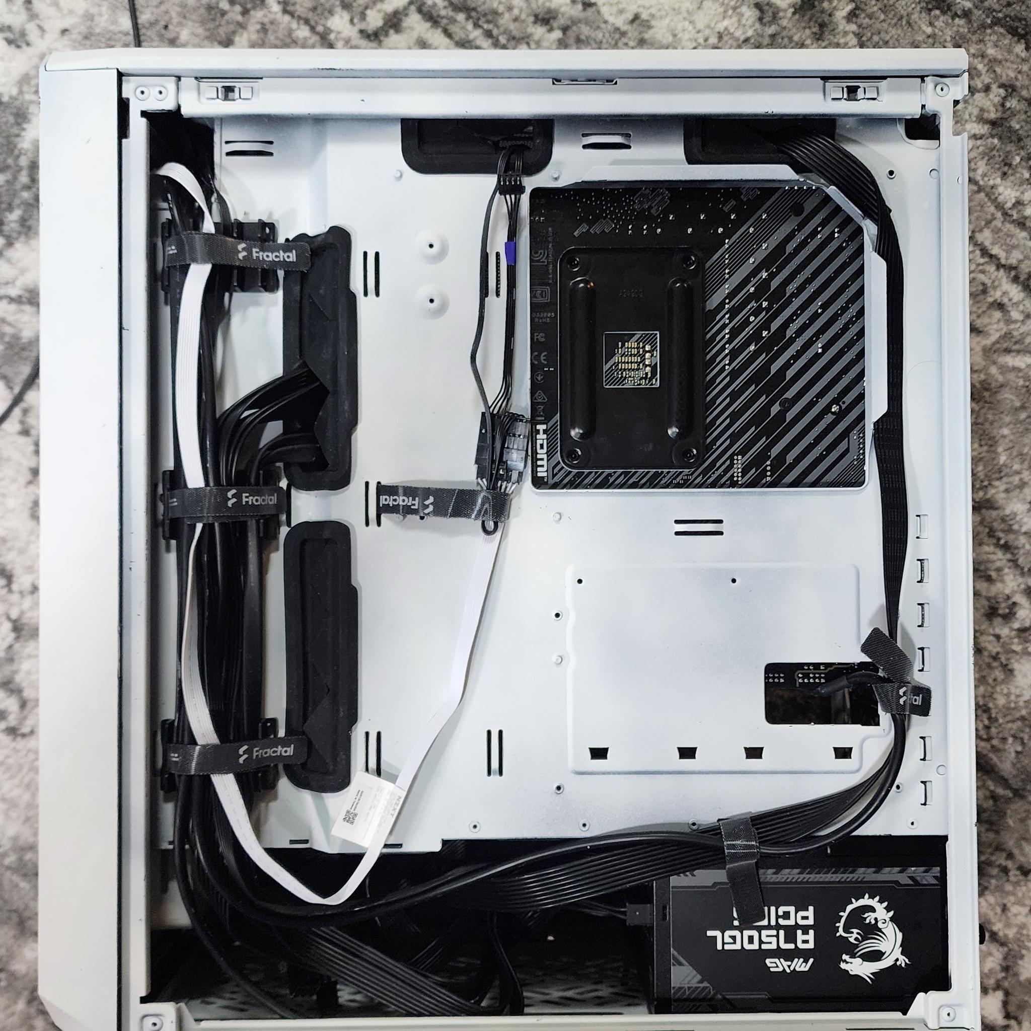 Gaming PC Ryzen 7 5800XT RTX 5060 8GB 32GB RAM 500GB NVMe WiFi