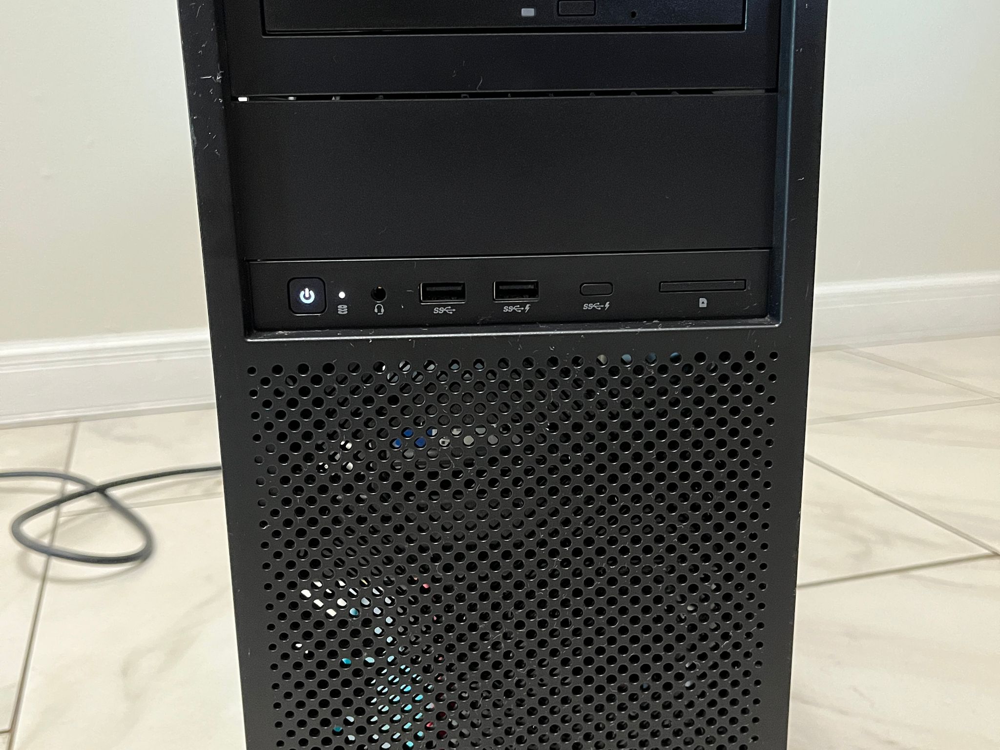 NVIDIA RTX 3070, Intel Core i7-8700, 16GB RAM, 1.2TB Storage- High FPS HP Z4 Gaming PC w/ Wi-Fi & BT