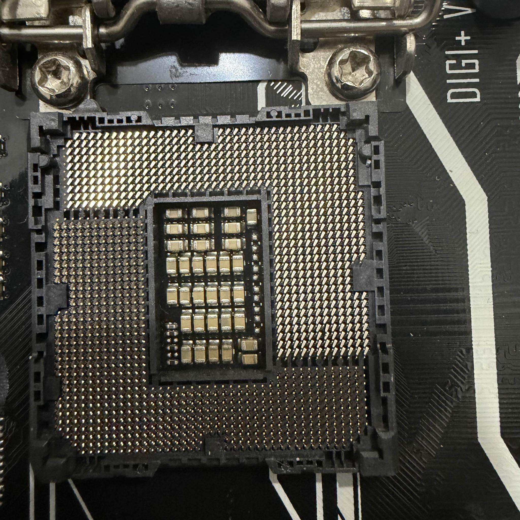 i5-7600k with Asus PRIMEz270-AR motherboard and ID Cooling AIO