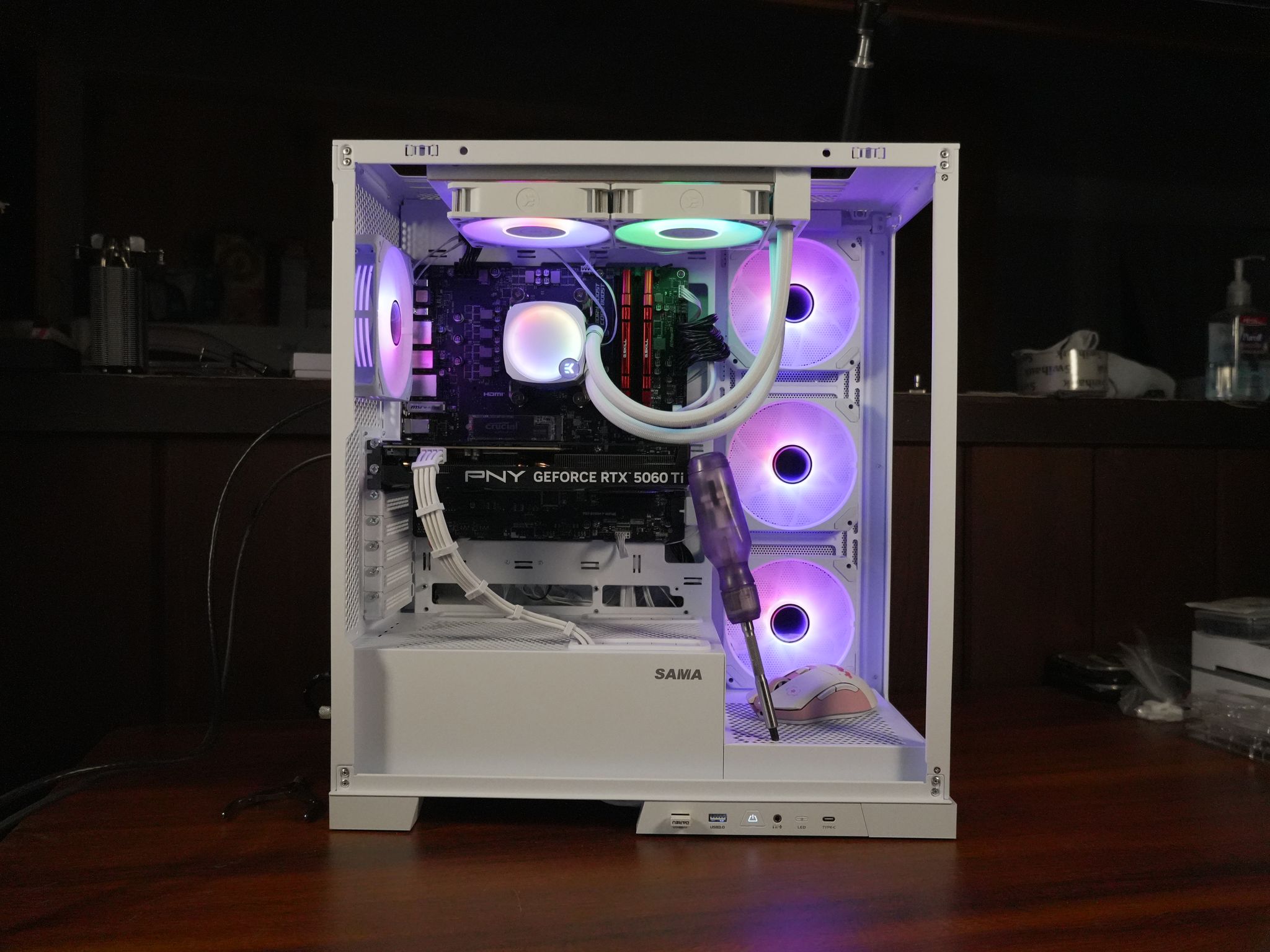 Escapism | RTX 5060TI 8G | RYZEN 7 5800X | 16GB DDR4 | 500GB SSD | WINDOWS 11 PRO | WIFI & BT |