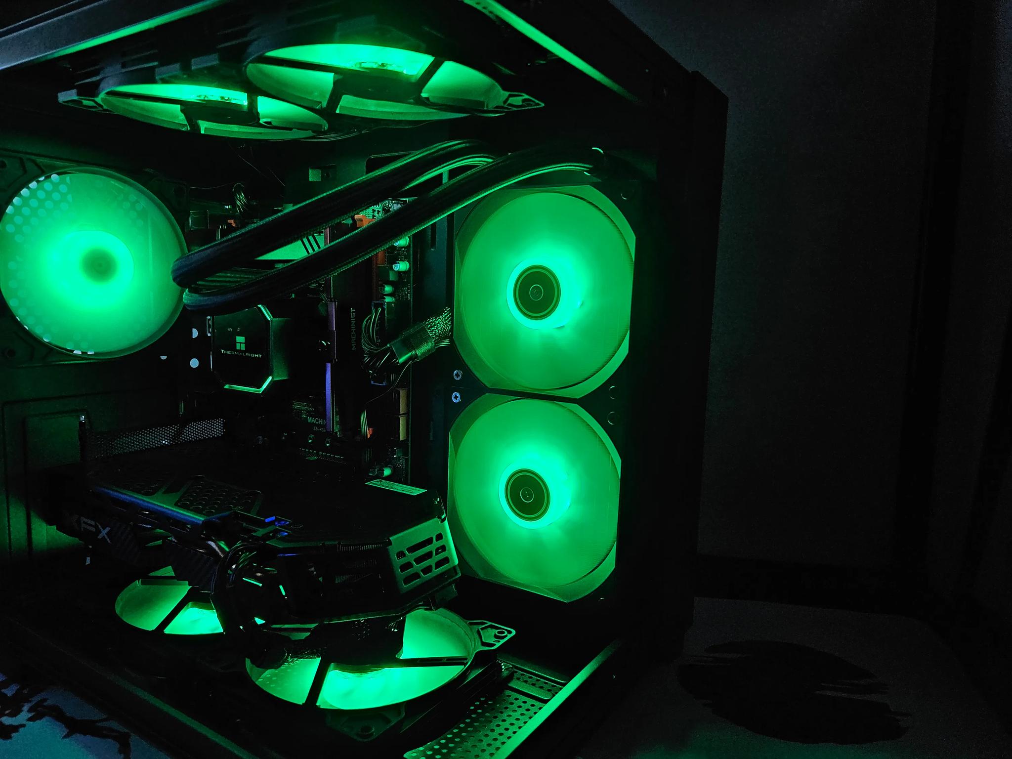 Liquid cooled Budget Beast Intel 10 core / 16GB DDR4 / 1TB SSD / RX580 8GB