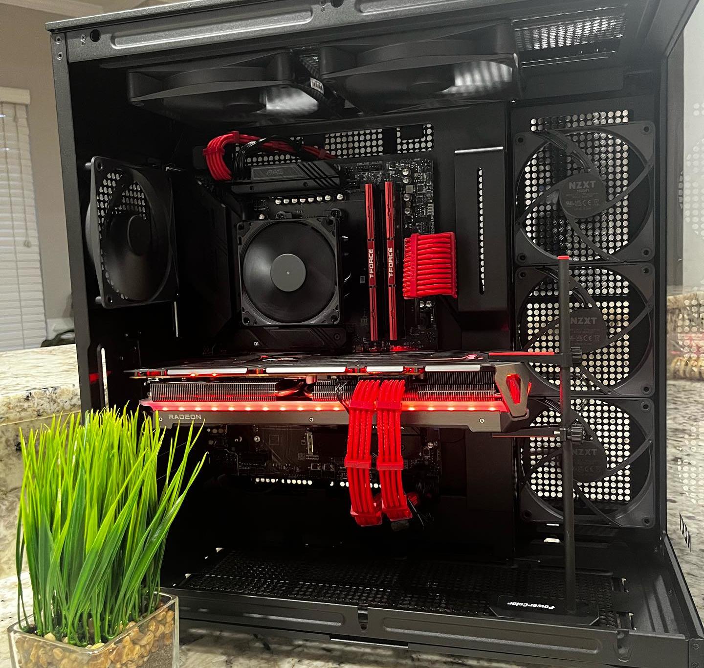 SFS Gaming Rigs