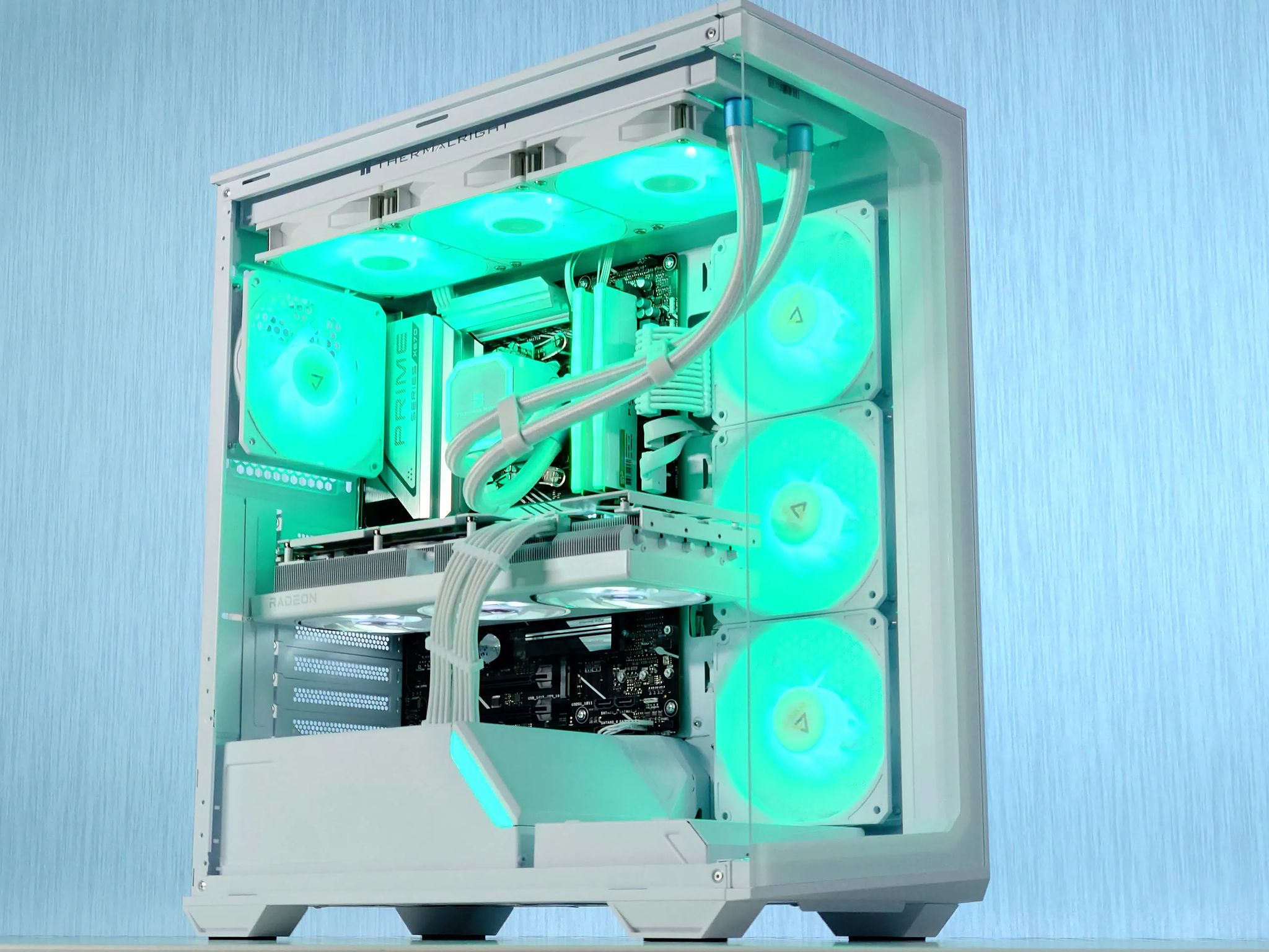 🧊❄️Icy Frost  Gaming PC🌬️AMD RX 7800 XT 16GB❄️AMD Ryzen 7 7700❄️32GB DDR5❄️1TB NVME