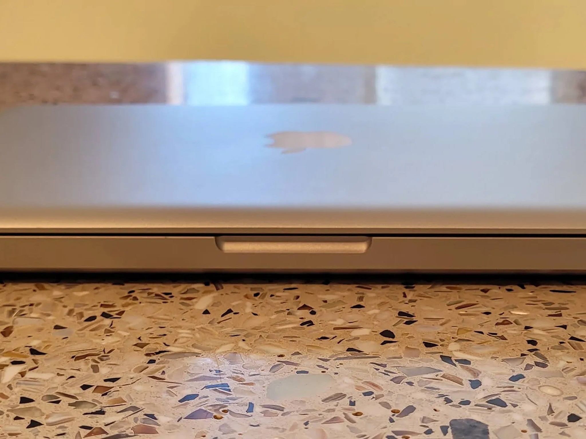 Early 2011 Unibody Macbook Pro Good Condition!