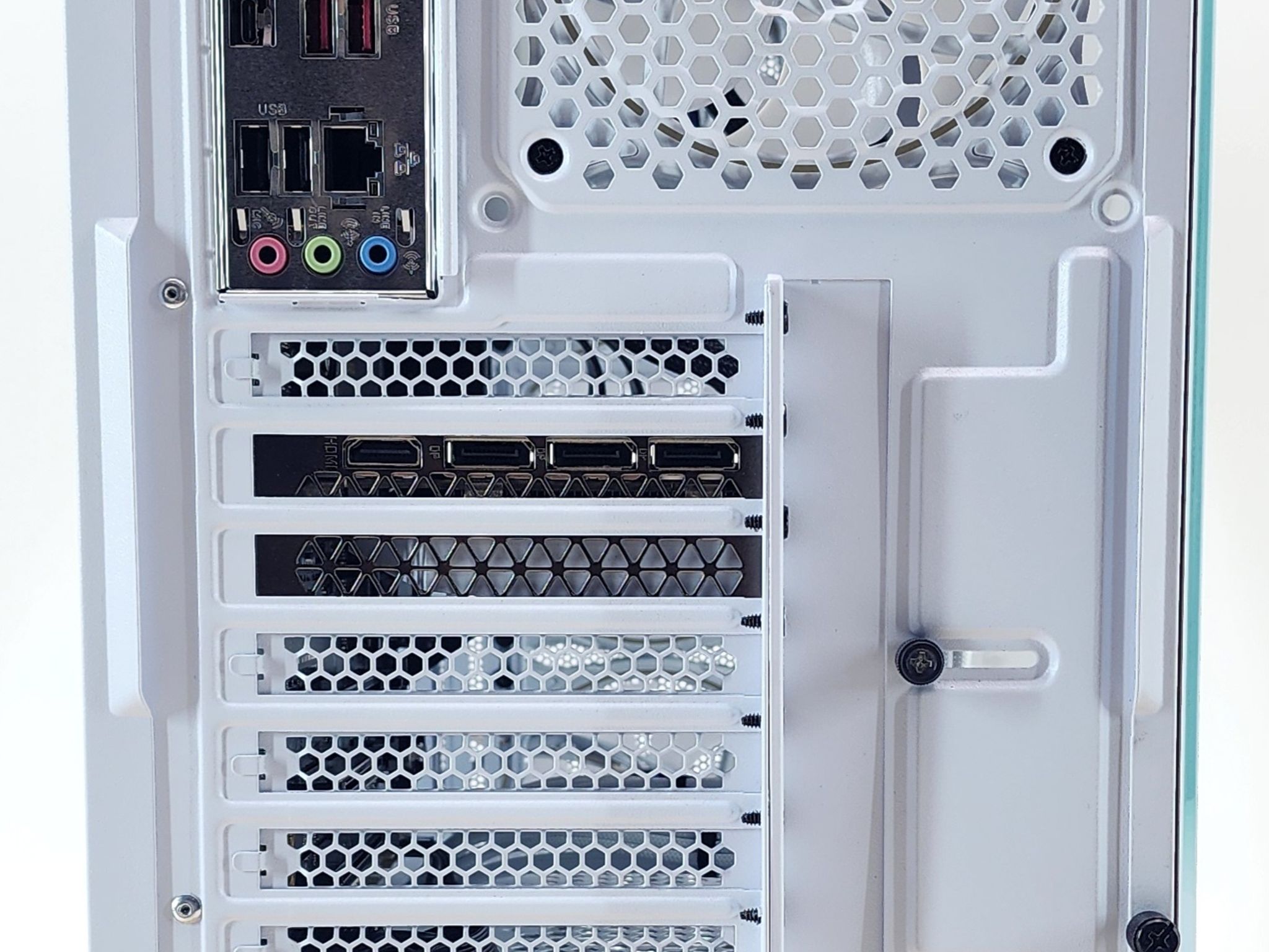 Gaming PC Ryzen 7 7700 16GB RAM 1TB SSD RTX 3070 8GB Windows 11 Computer