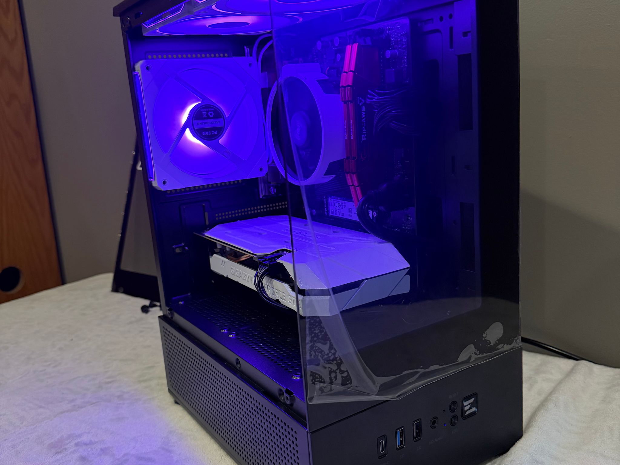 GeForce GTX 1660 Custom Gaming PC - Ryzen 5 3600