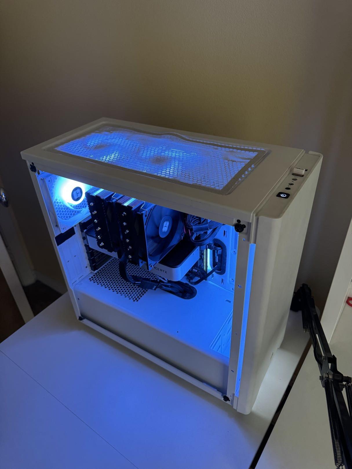 Gaming PC - RTX 3060 Ti + Ryzen 7 3700x, 32GB Ram