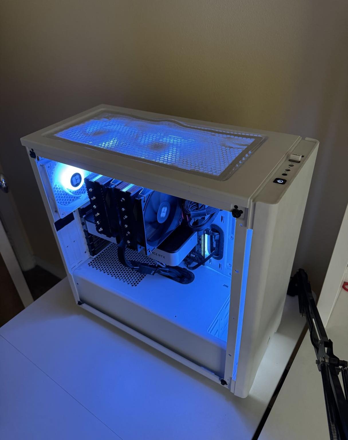 Gaming PC - RTX 3060 Ti + Ryzen 7 3700x, 32GB Ram