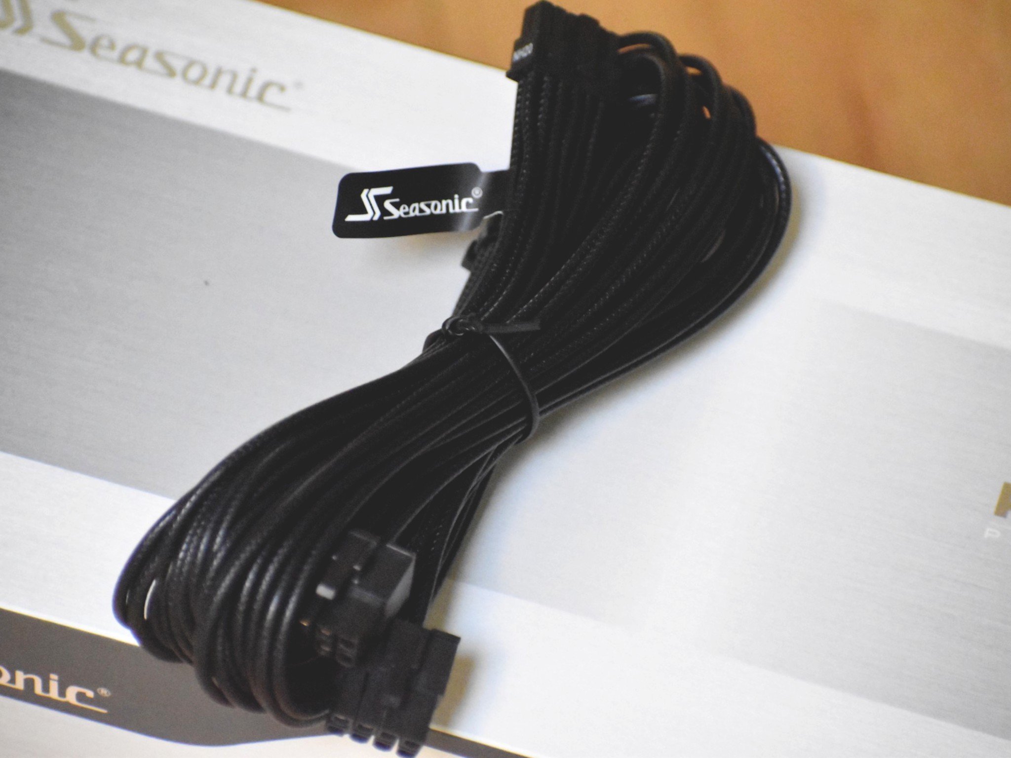 SeaSonic Platinum 1200W, 80 Plus Platinum Fully Modular Power Supply