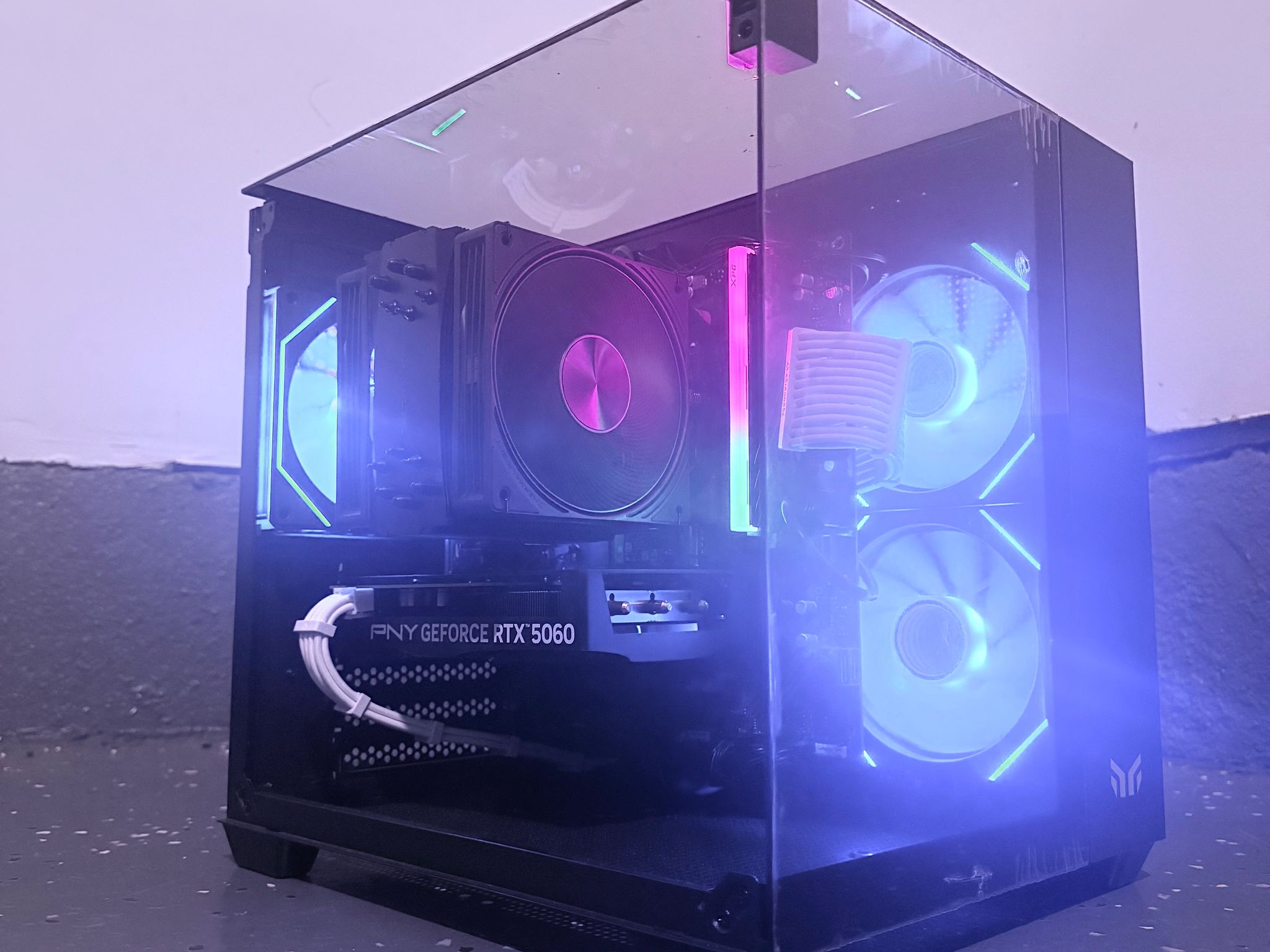 🌈"Arctic Eclipse"⚪️ | 1080p Gaming | RTX 5060 | Ryzen 5 8400F | 16GB DDR5 | 1TB SSD | Free Shipping