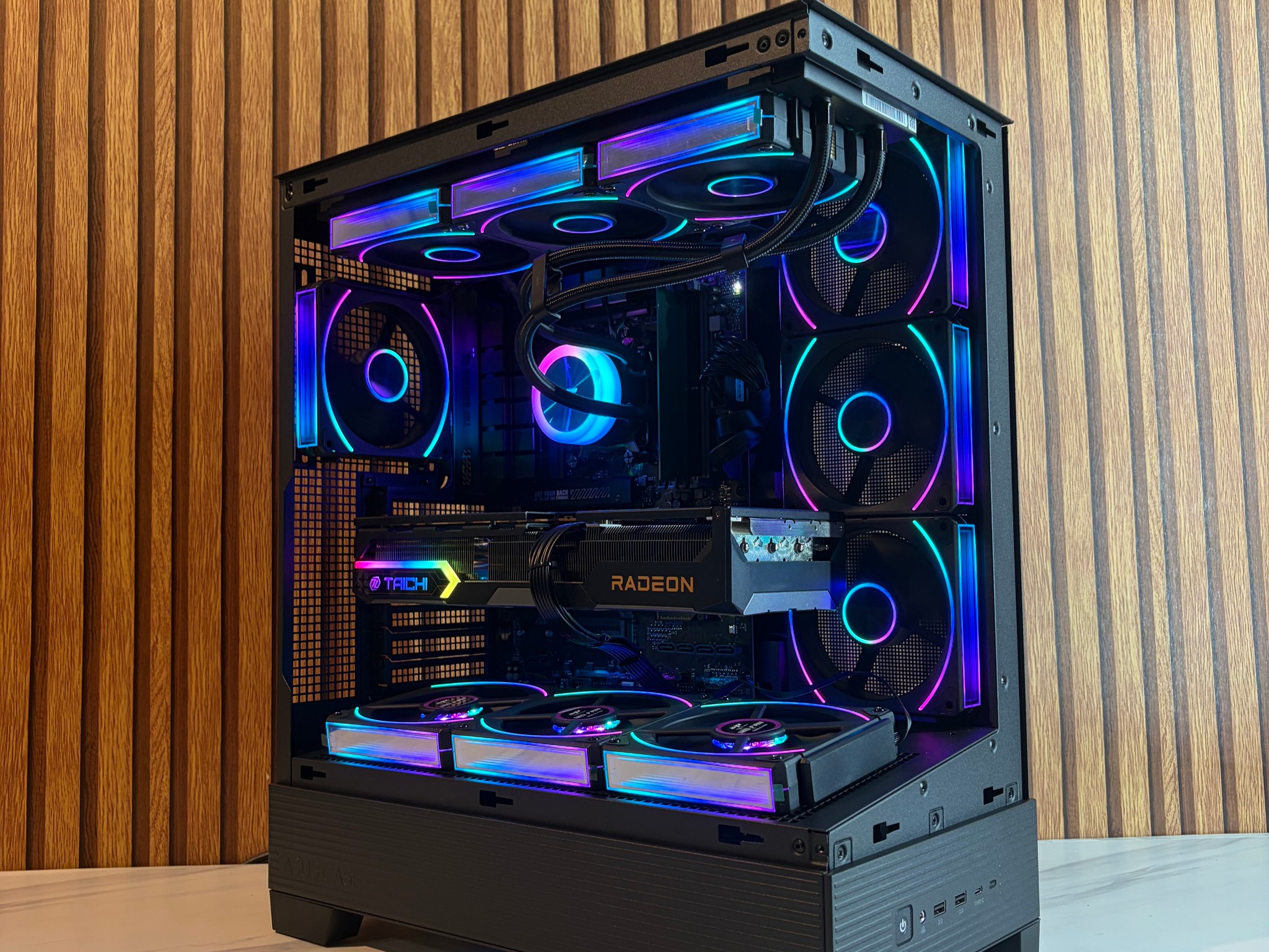RX 9070 XT 16GB | RYZEN 7 7800X3D | 16GB DDR5 | 1TB SSD | 360MM AIO |  750W