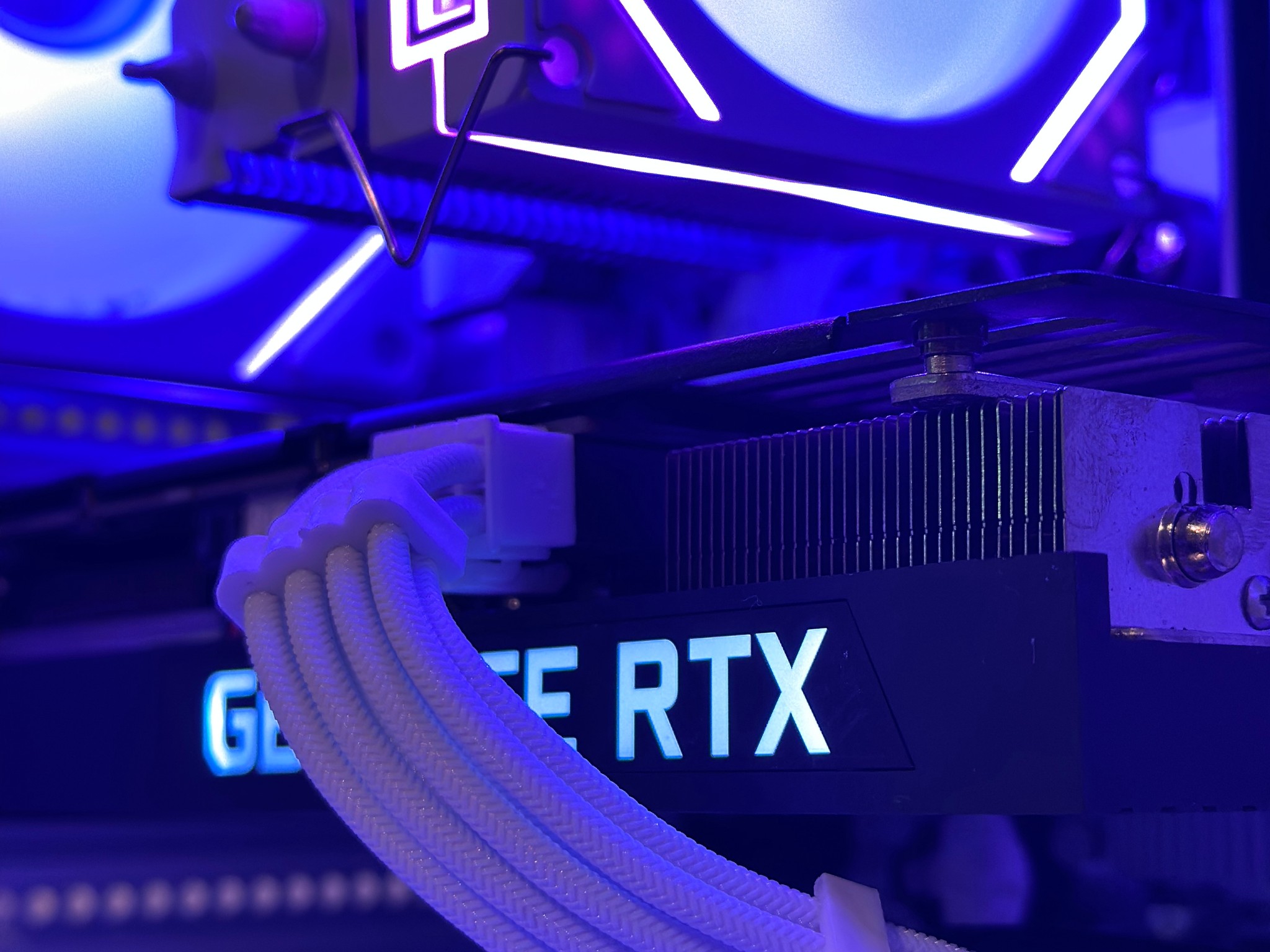1080p Killer | RTX 3060ti | Ryzen 5 3500x | 16GB DDR4 | 1.26TB | Win 11 | Office 2024 | FREE SHIP